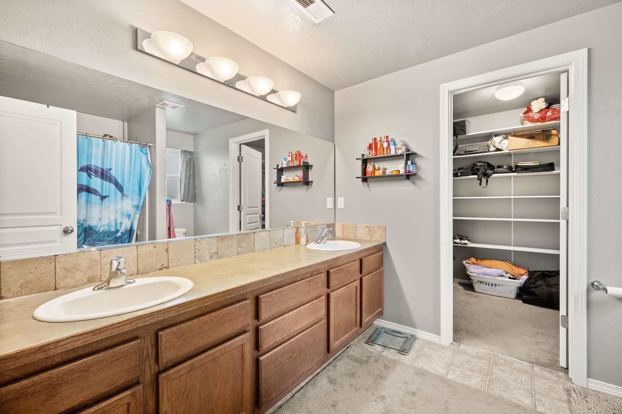 12417 W Pacific Ct - Photo 9