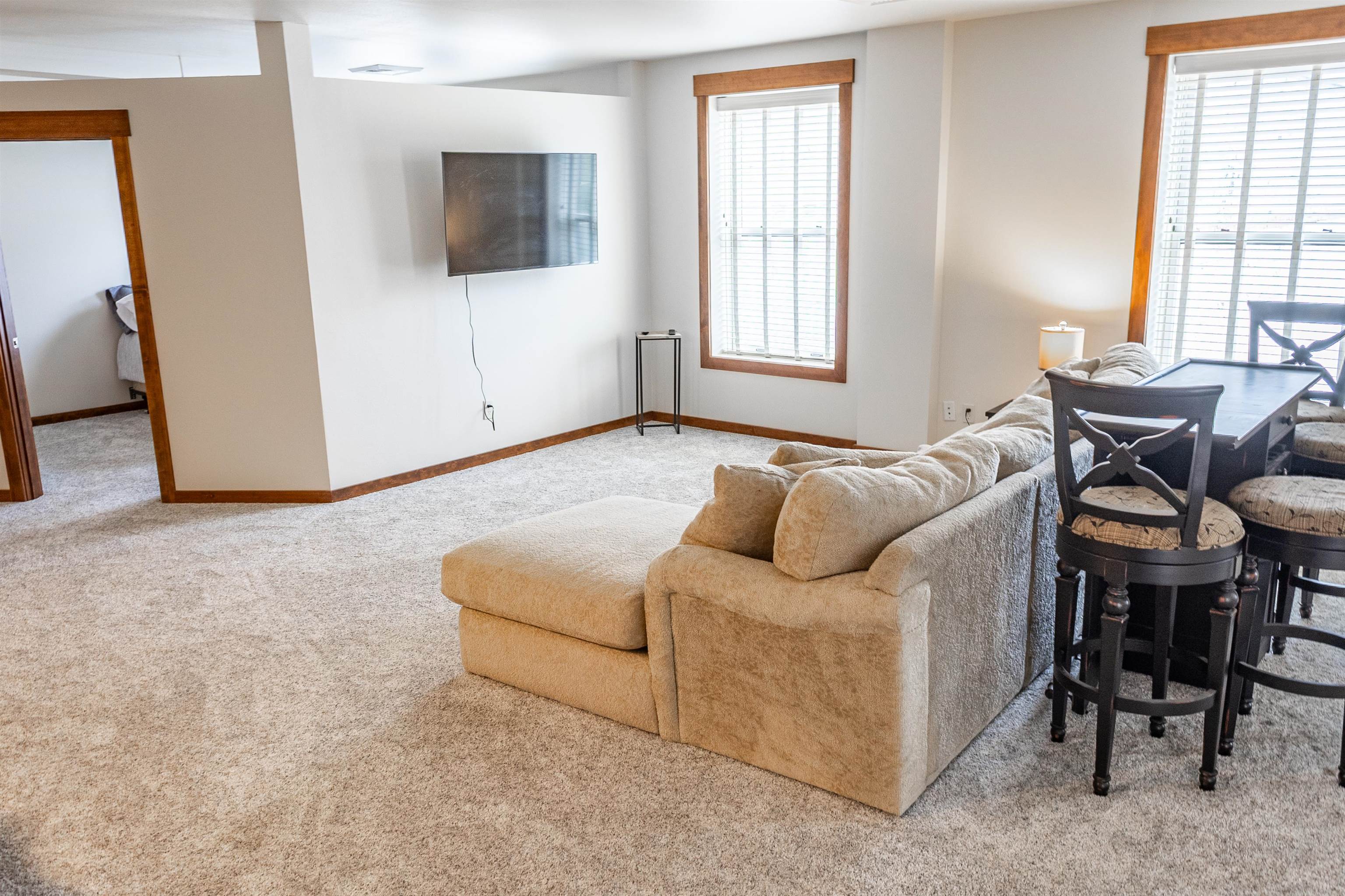 315 W Riverside Ave - Photo 8