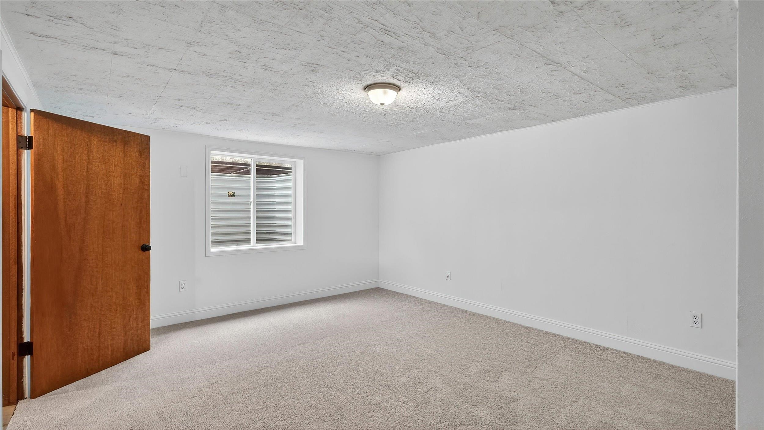 5707 N Ash St - Photo 16