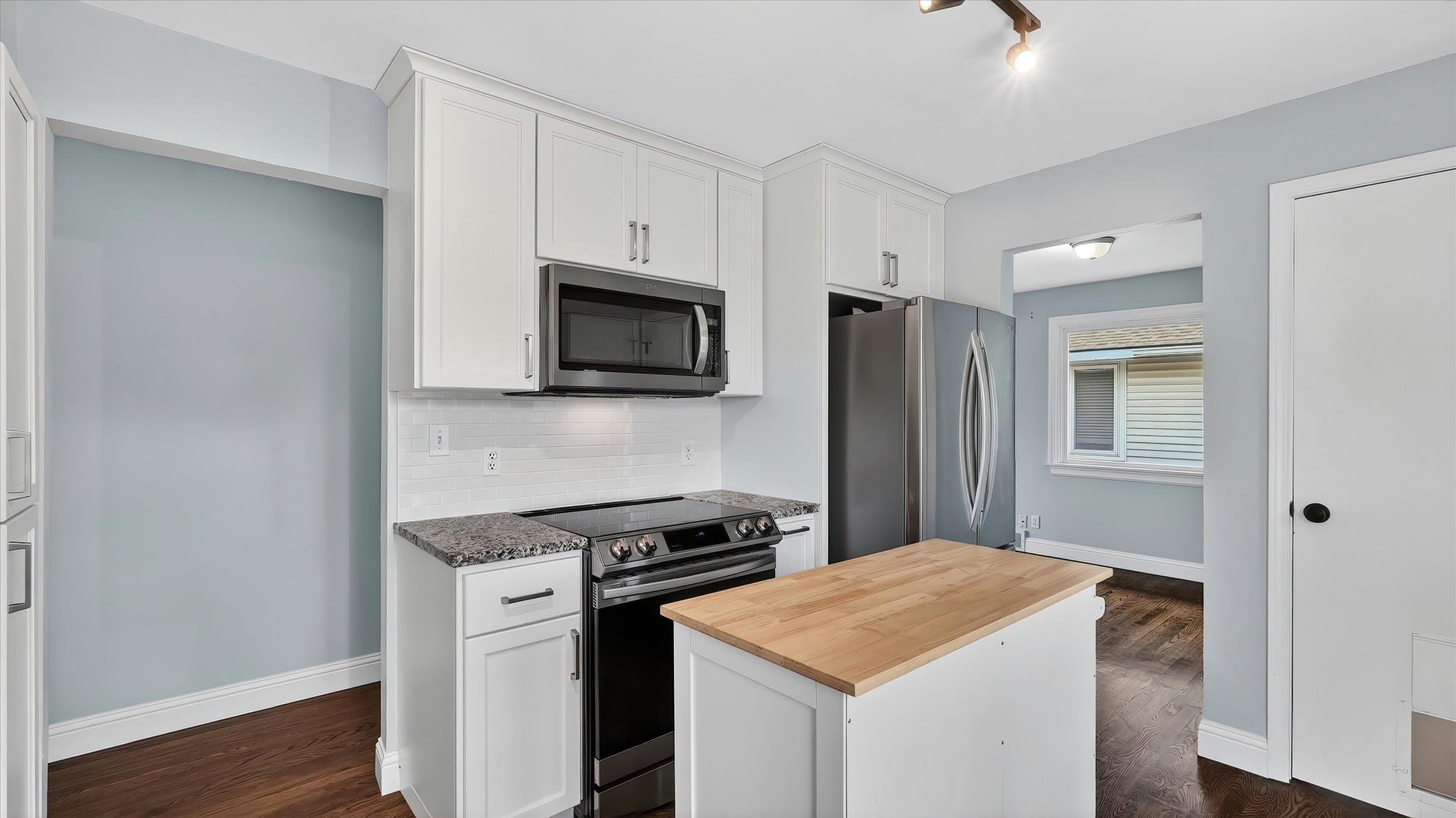 5707 N Ash St - Photo 8