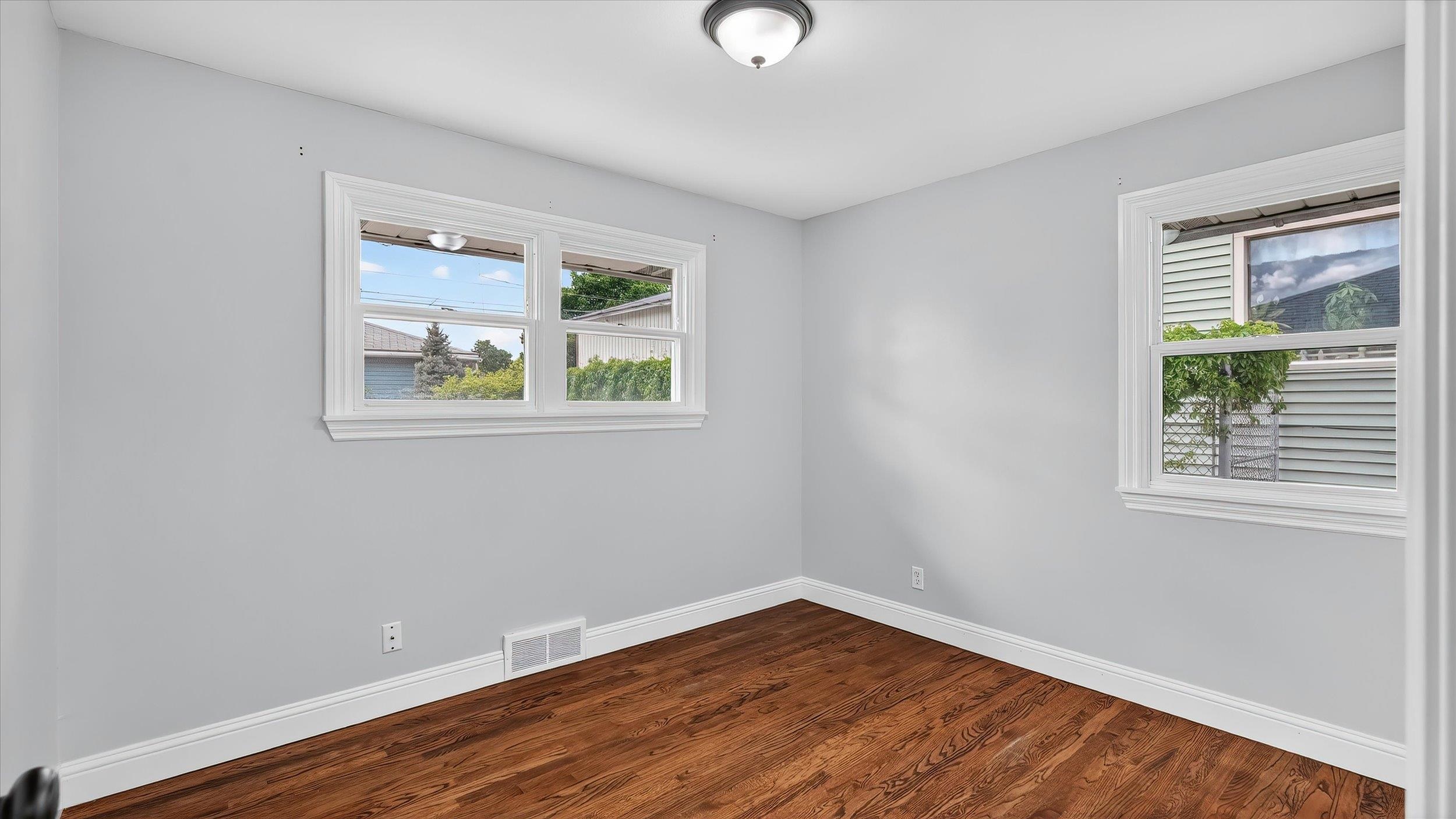 5707 N Ash St - Photo 10
