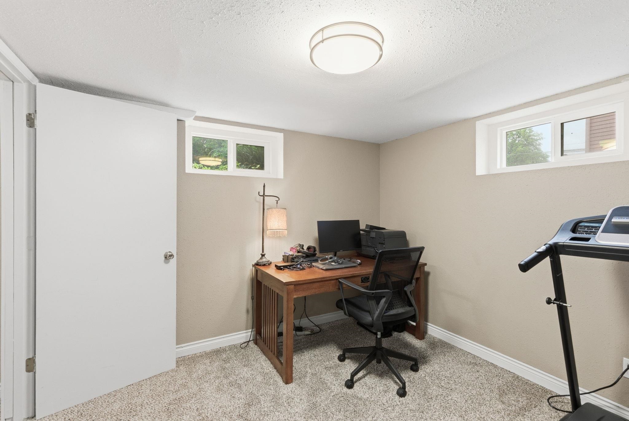 3107 W Fairview Ave - Photo 17