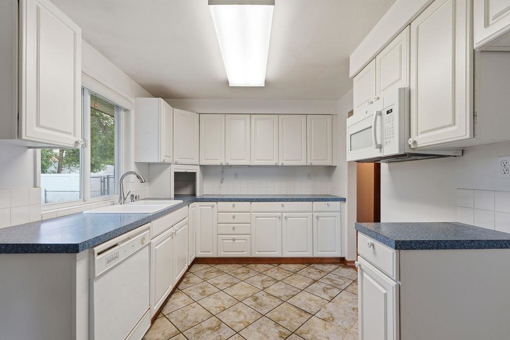 2312 W Rosewood Ave - Photo 15