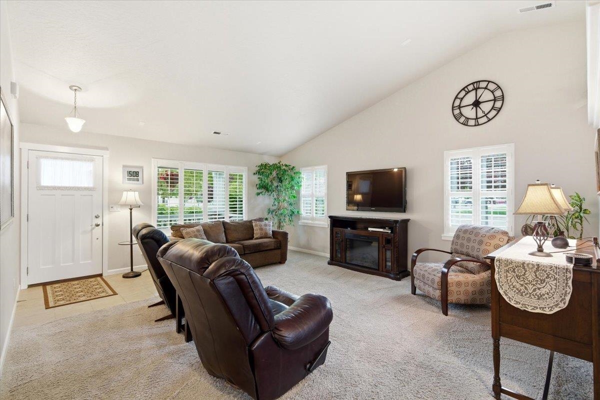 1759 N WOLFE PENN St - Photo 4