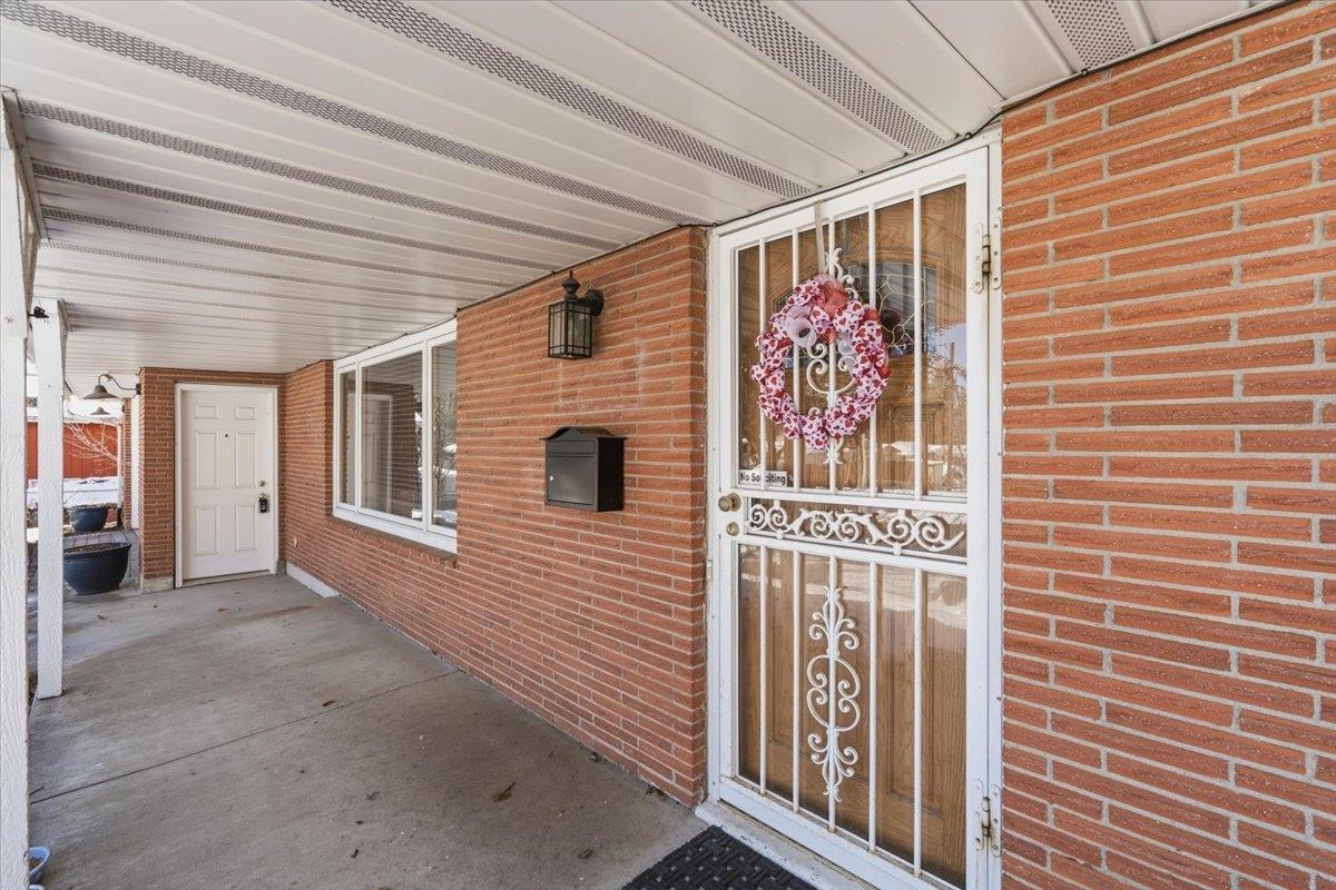 720 BUENA VISTA St - Photo 3