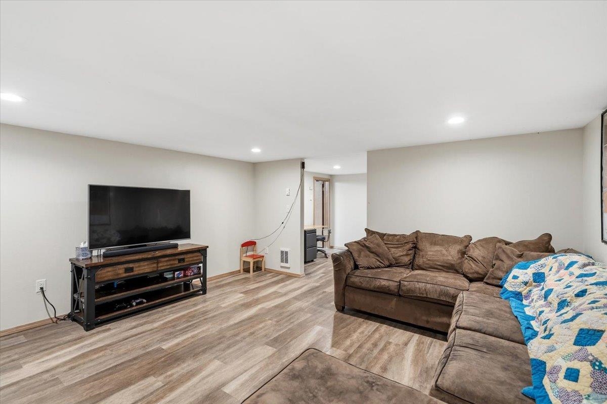 720 BUENA VISTA St - Photo 28