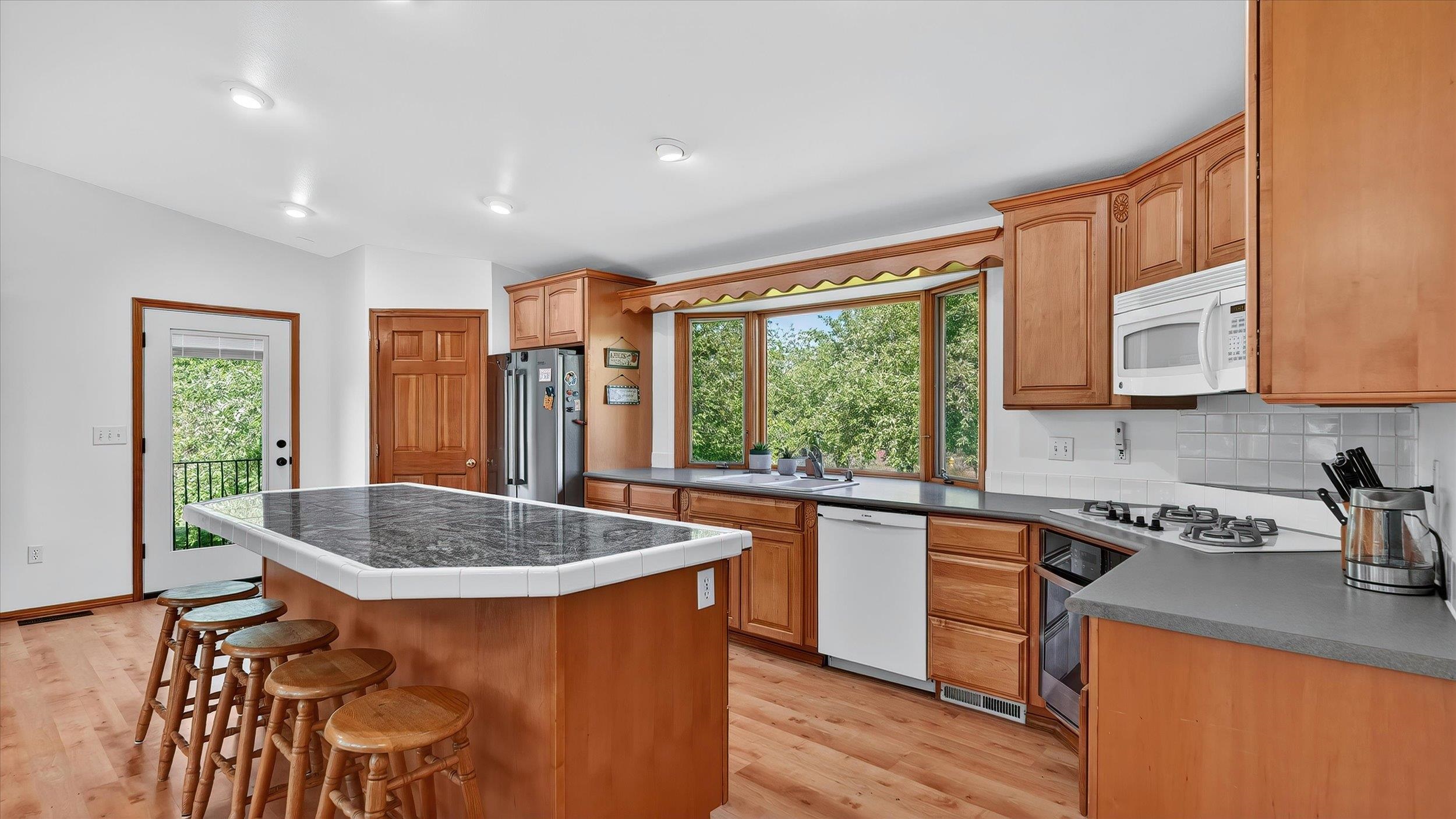 14710 E 36th Ave - Photo 13