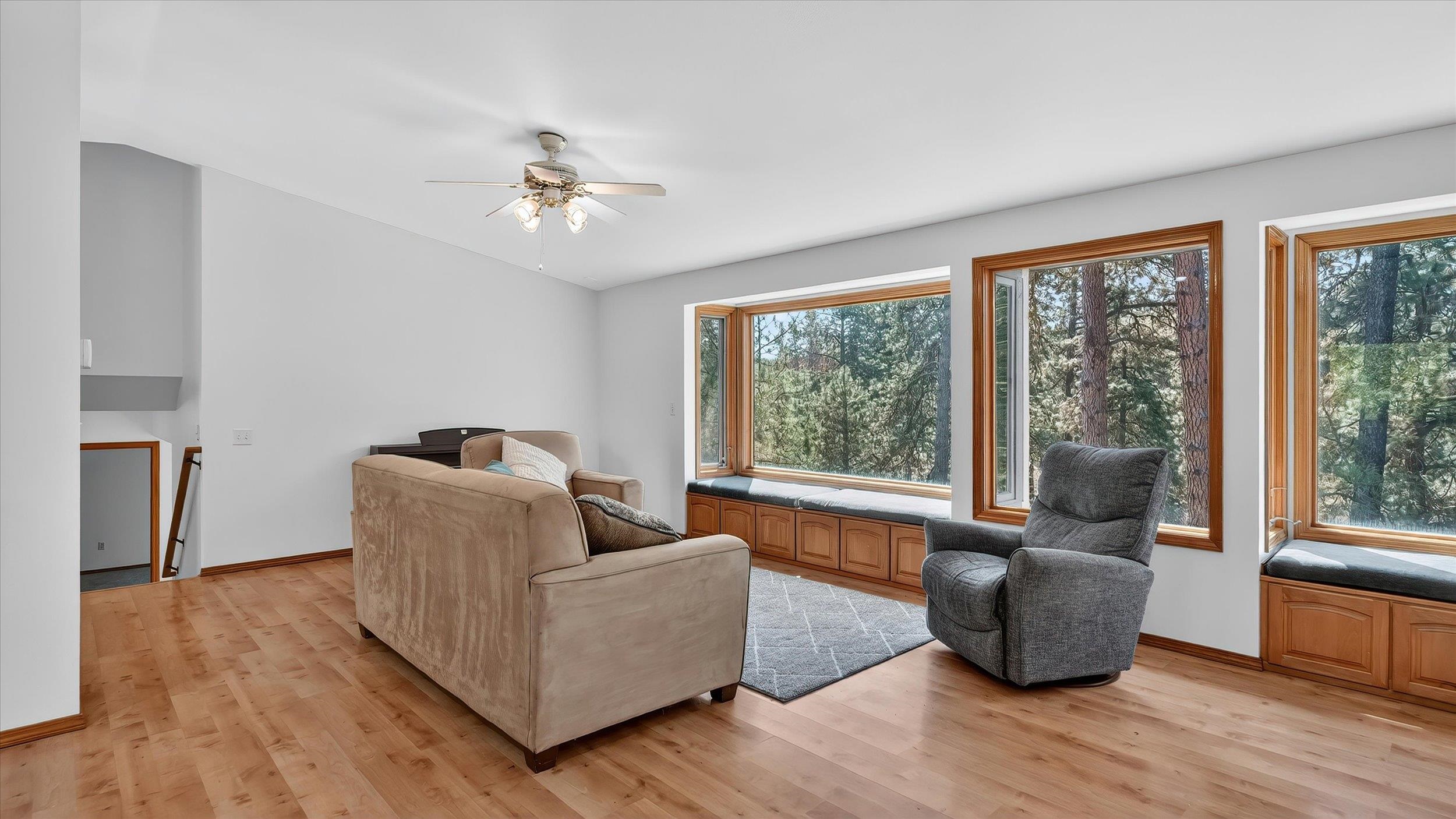 14710 E 36th Ave - Photo 3