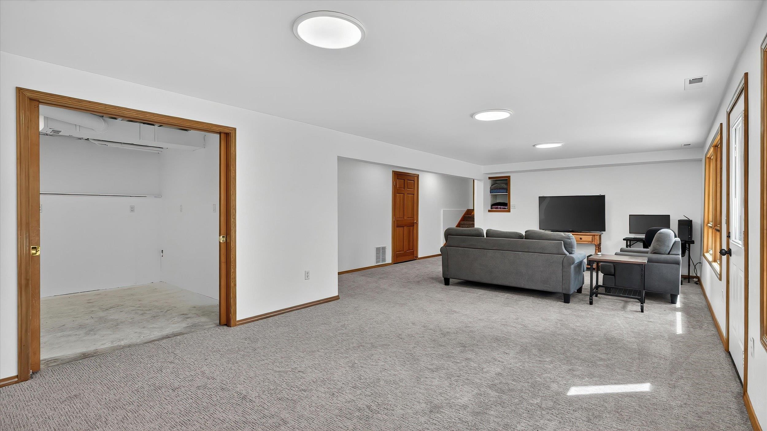 14710 E 36th Ave - Photo 24