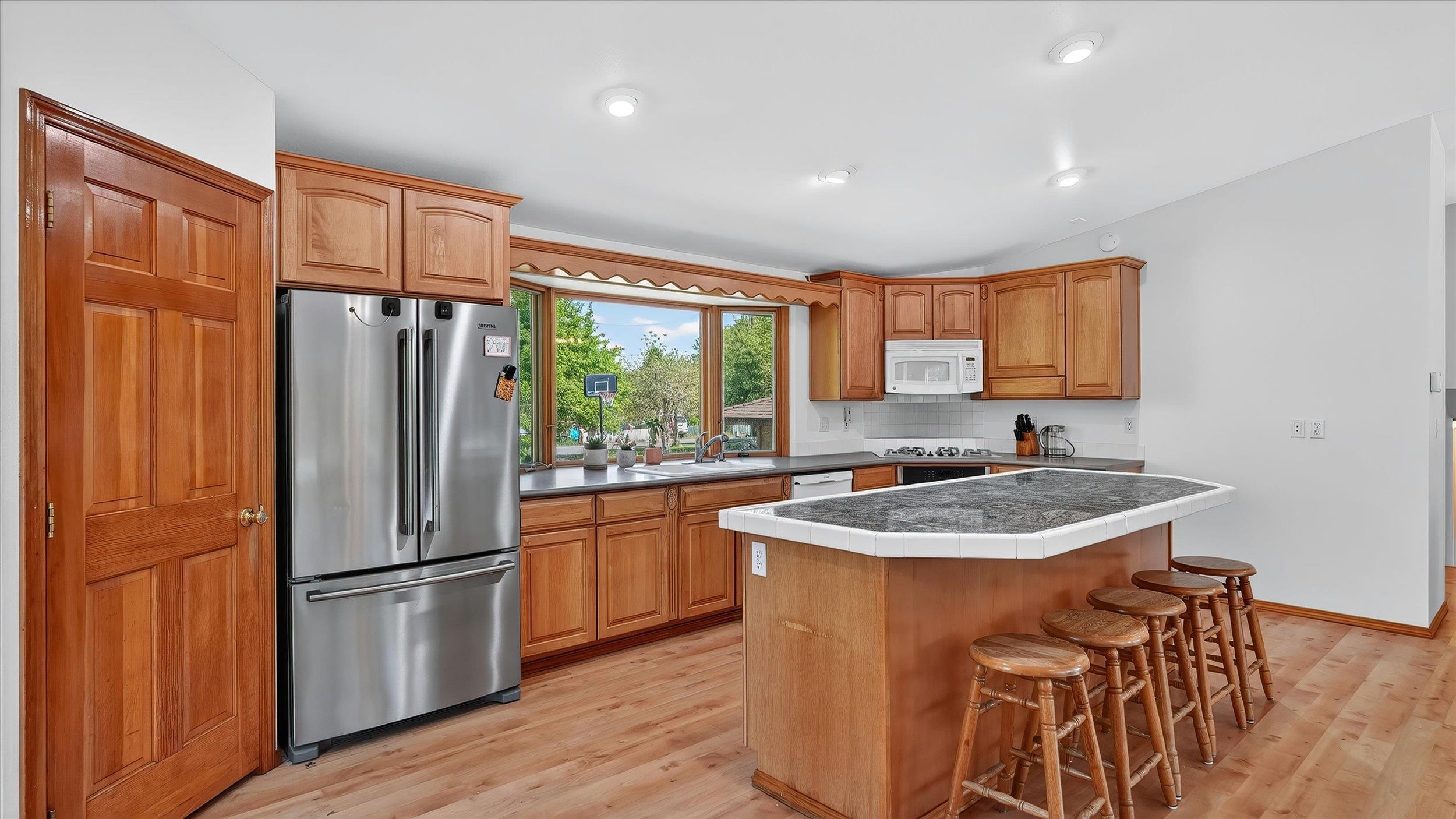 14710 E 36th Ave - Photo 9