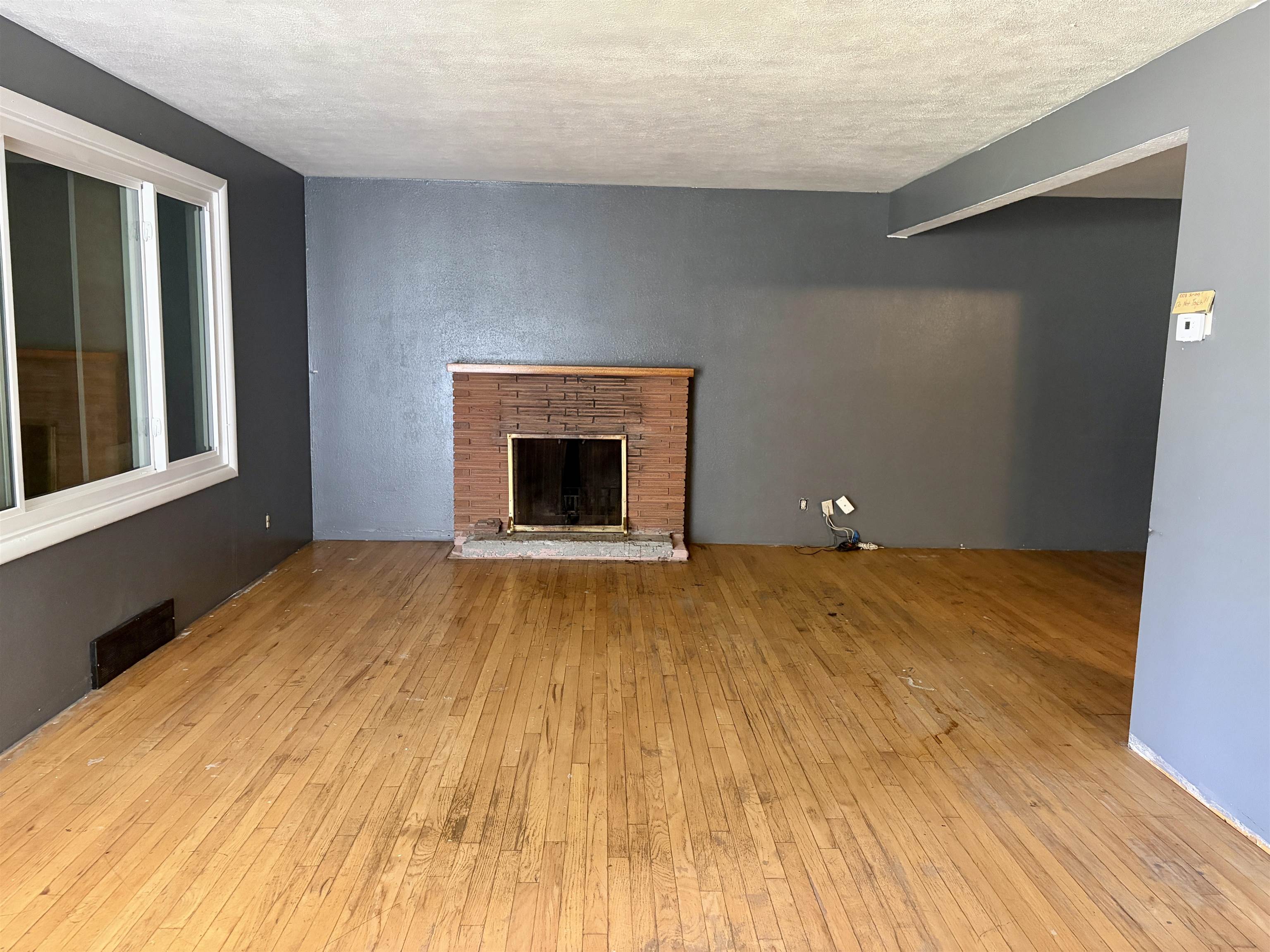 1010 N Fox Rd - Photo 3