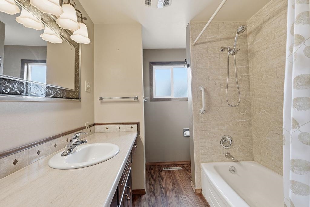 13313 E 11th Ave - Photo 22