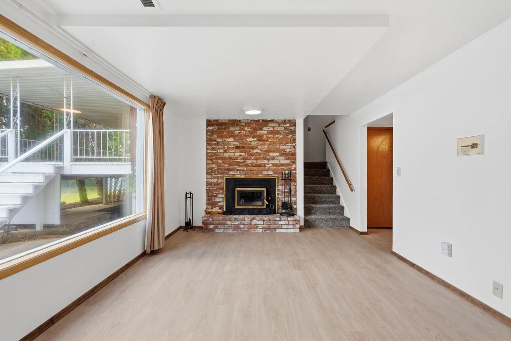 13313 E 11th Ave - Photo 28