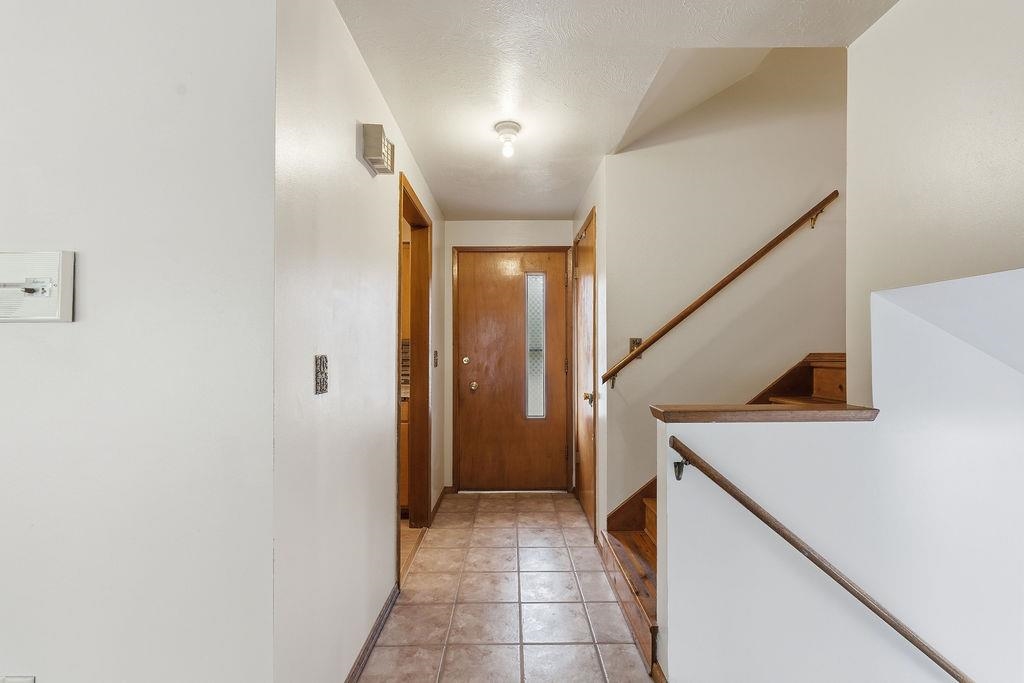13313 E 11th Ave - Photo 9