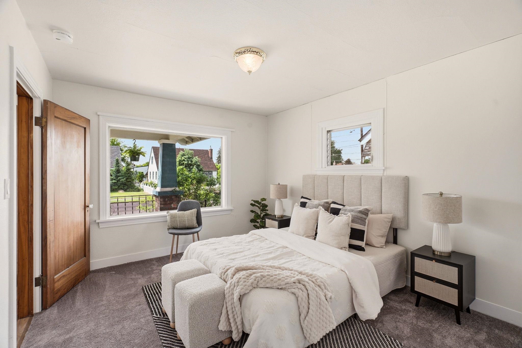 2428 N Normandie St - Photo 14