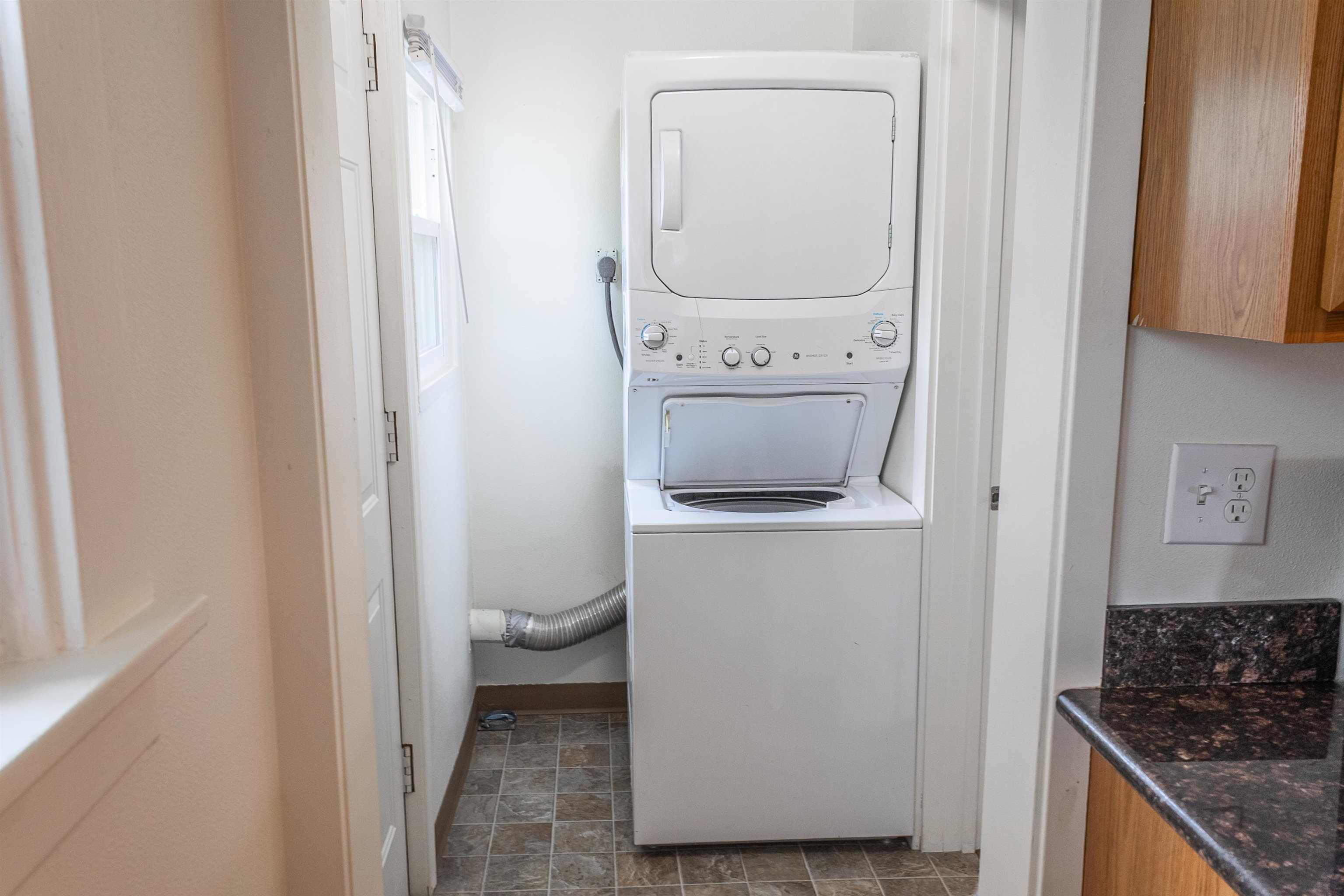 211 E PRINCETON St - Photo 8