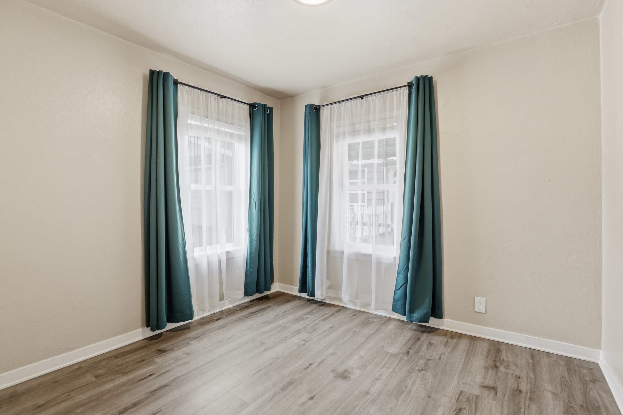 5619 N Regal St - Photo 13