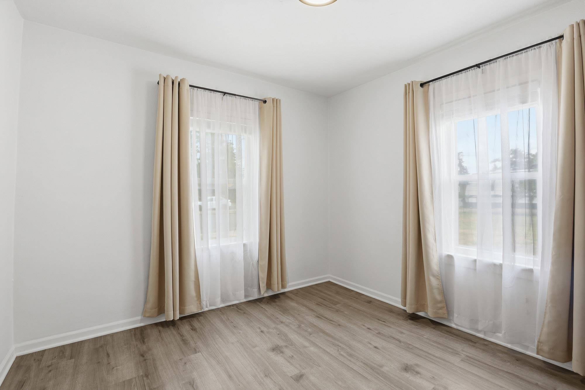 5619 N Regal St - Photo 14