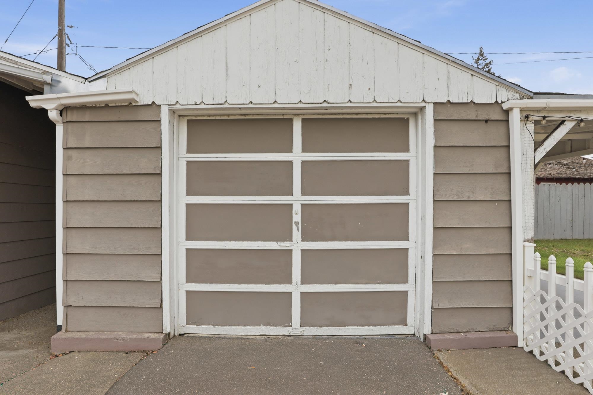 5619 N Regal St - Photo 24