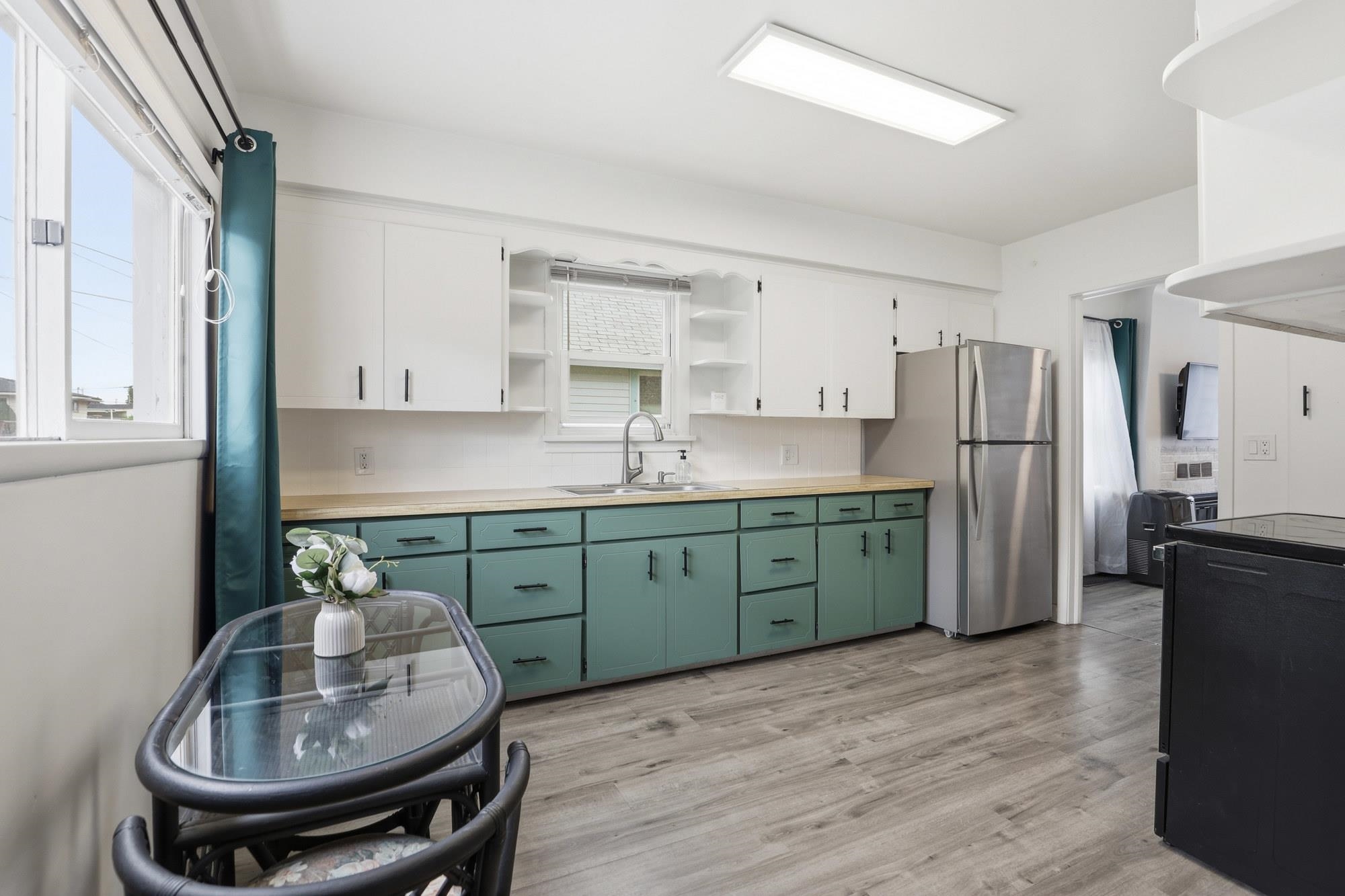 5619 N Regal St - Photo 7