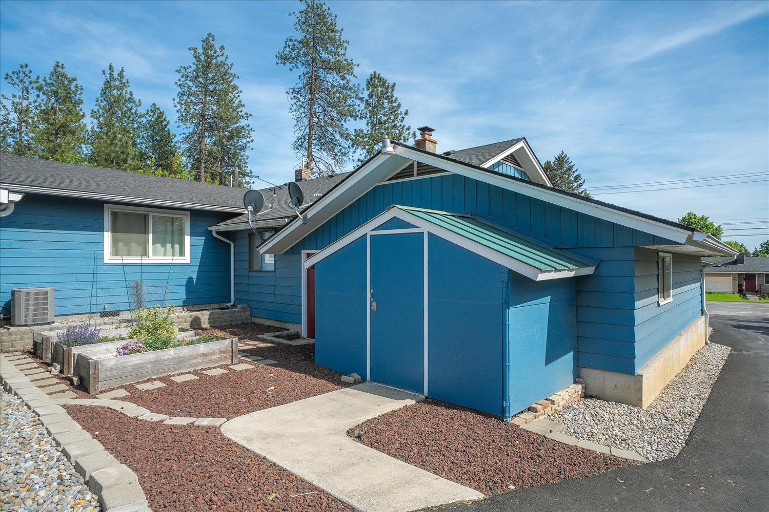 8417 E Upriver Dr - Photo 39