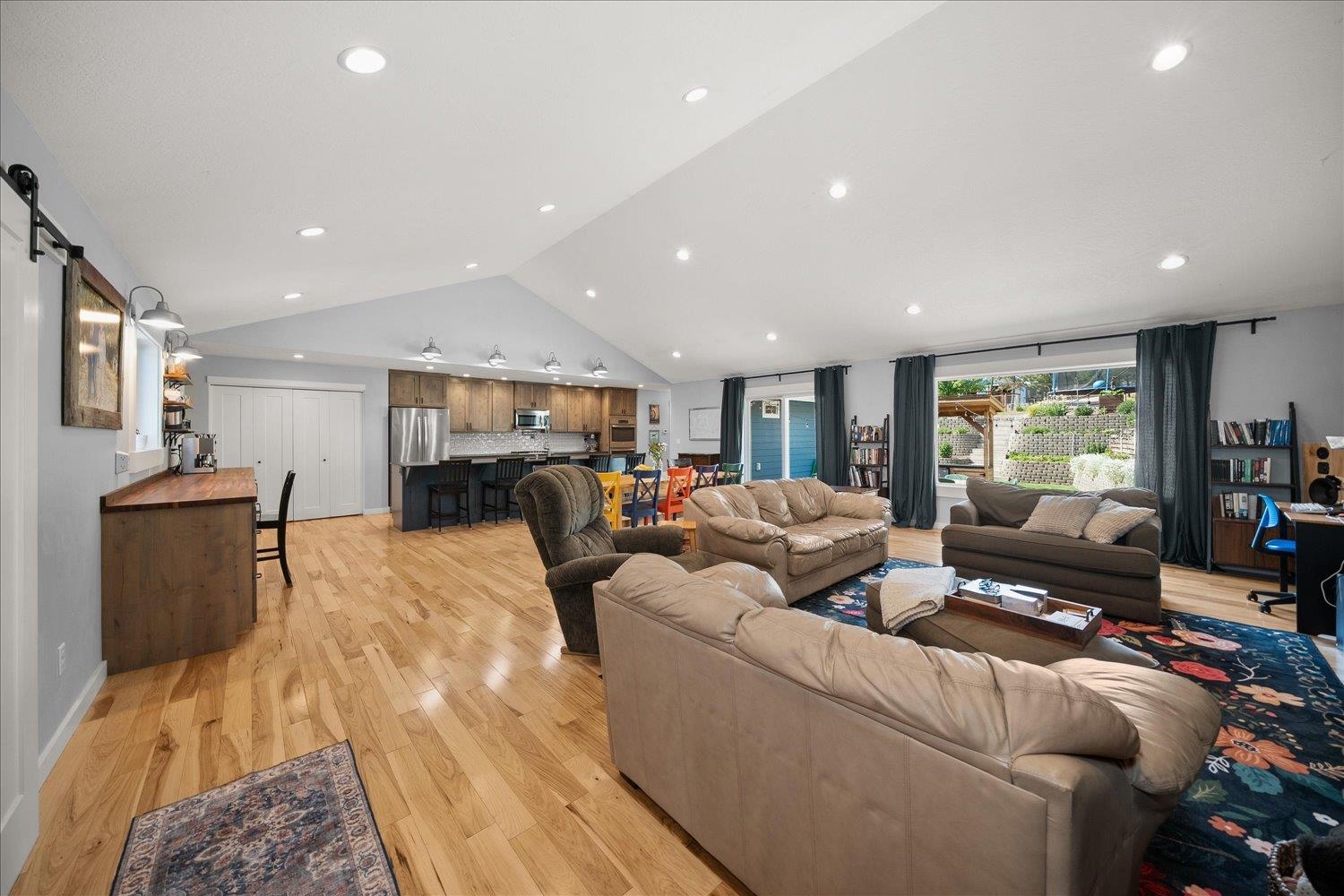 8417 E Upriver Dr - Photo 7