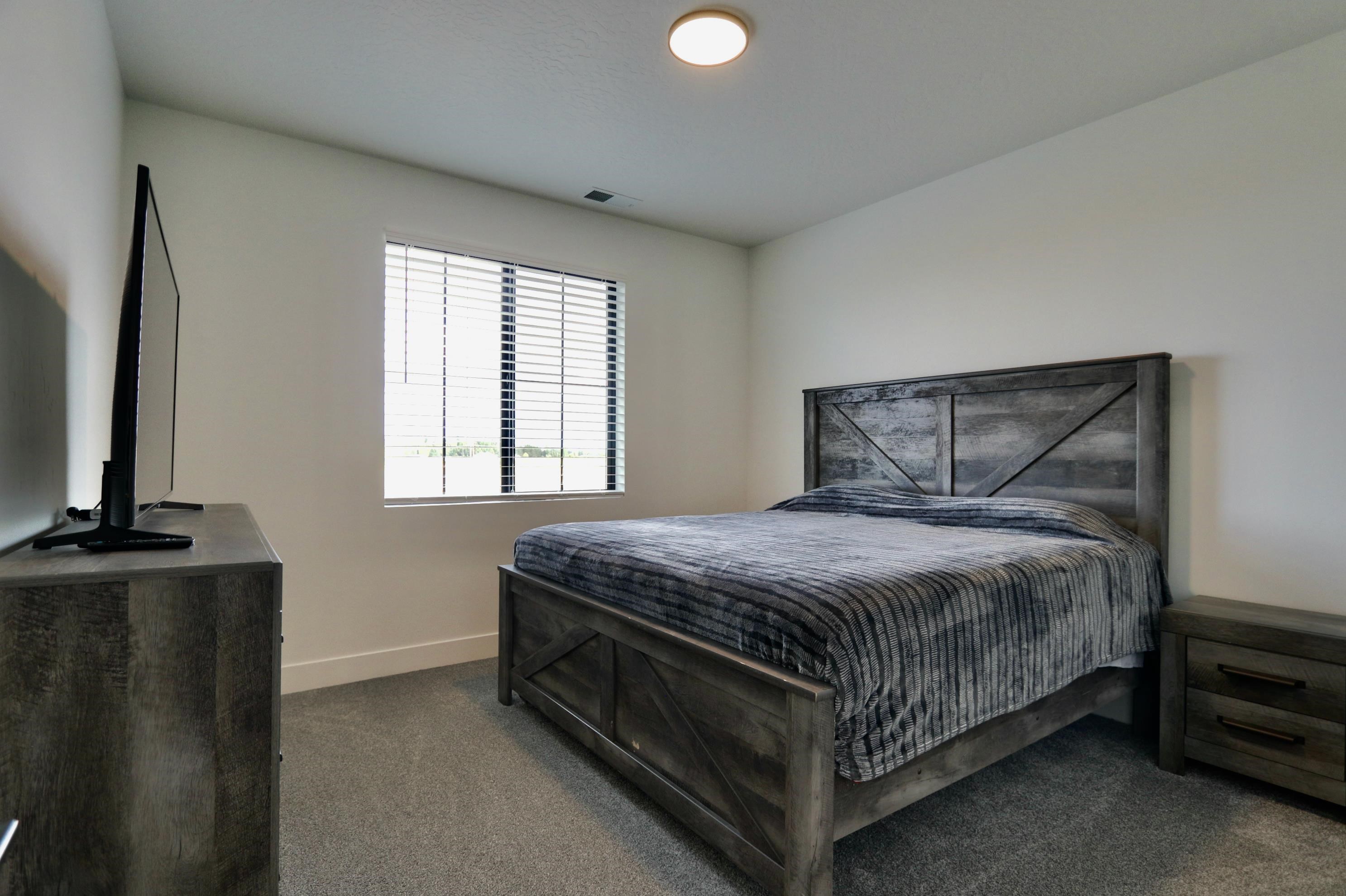 26433 N Spotted Rd - Photo 18