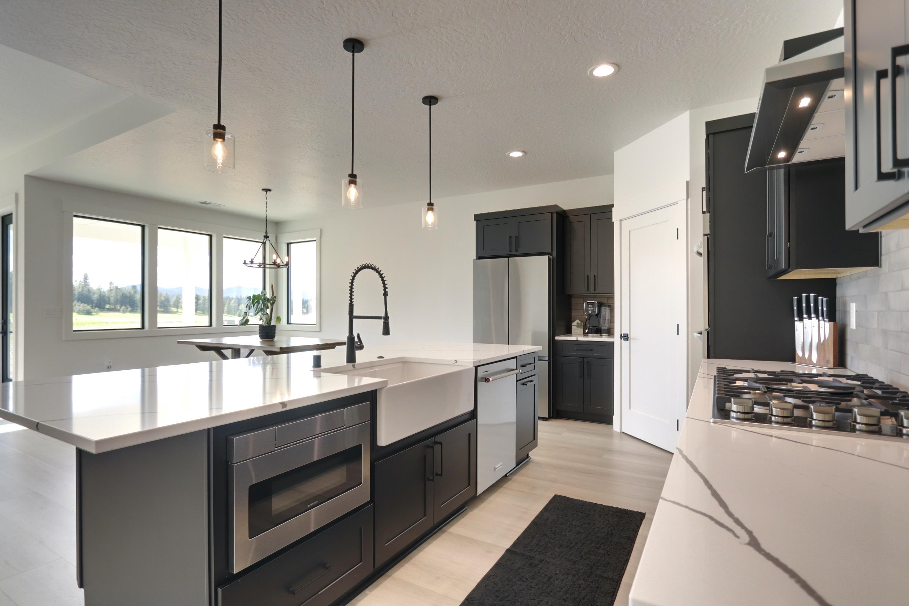 26433 N Spotted Rd - Photo 5