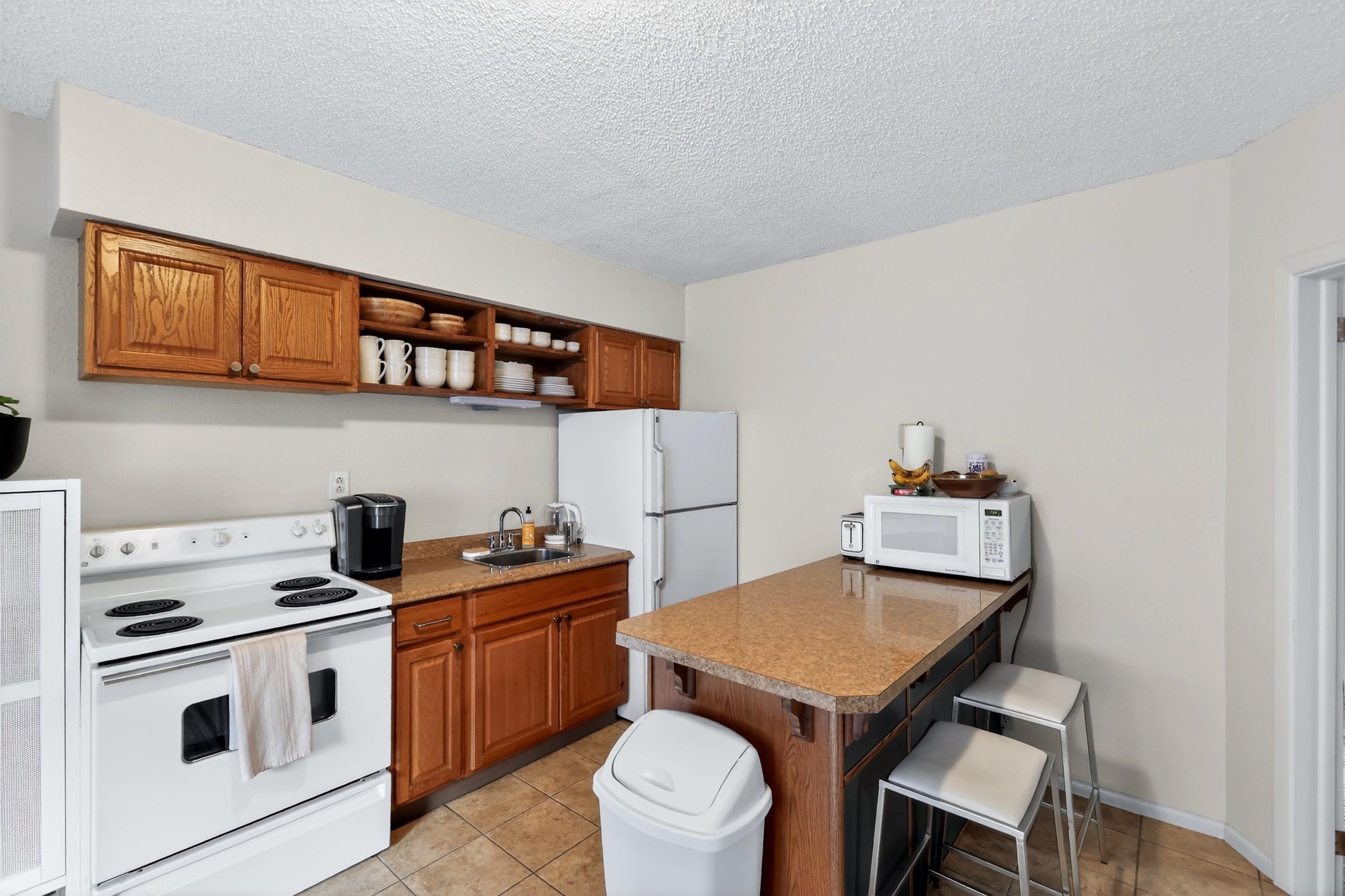 1118 E Montgomery Ave - Photo 11