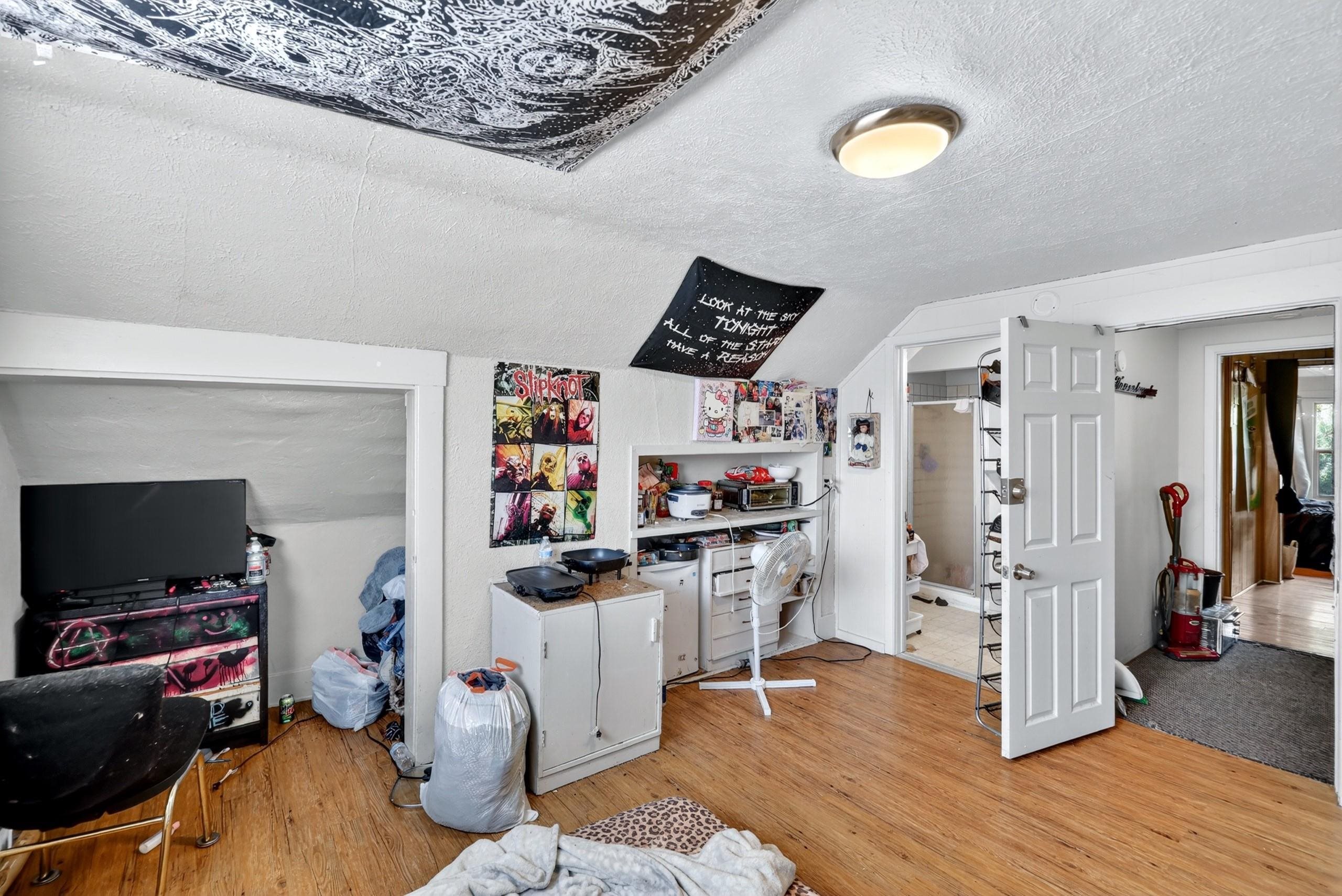 1118 E Montgomery Ave - Photo 24
