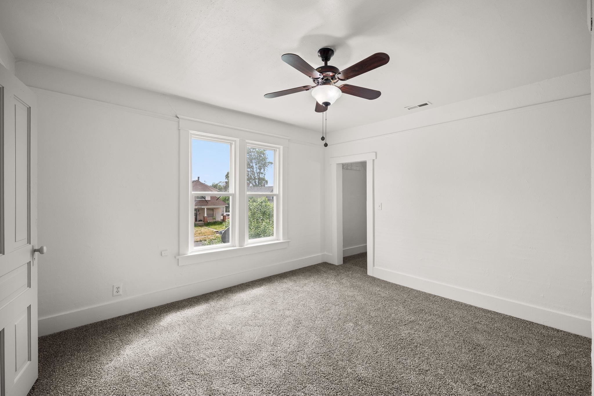 2527 E Diamond Ave - Photo 20