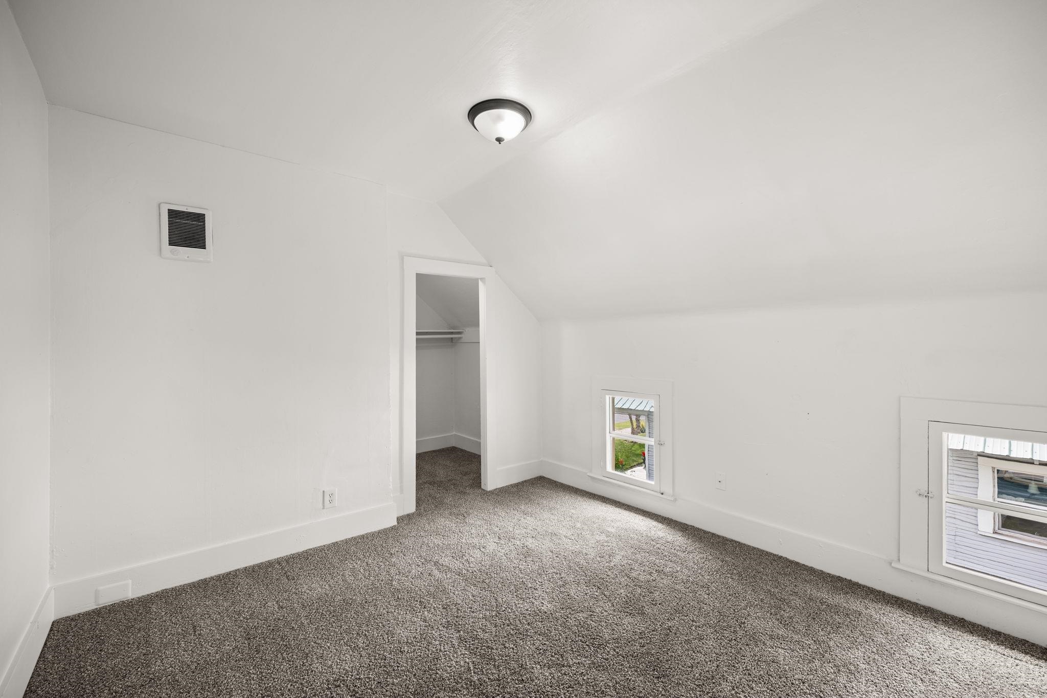 2527 E Diamond Ave - Photo 26