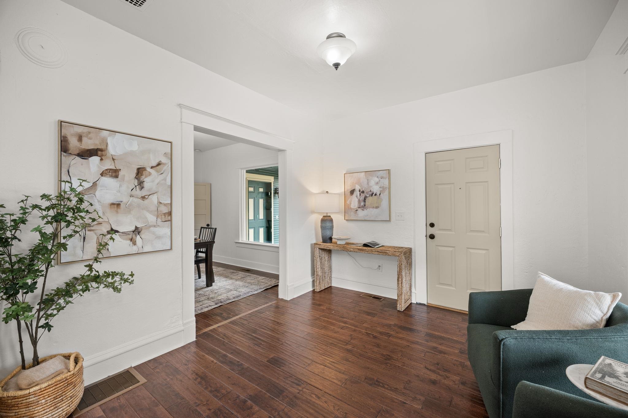 2527 E Diamond Ave - Photo 6