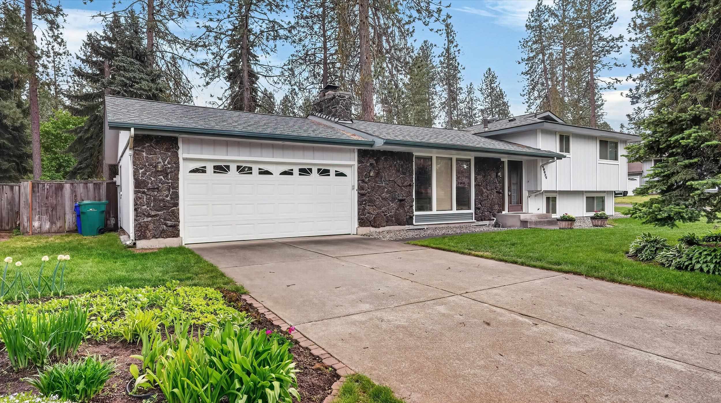 10624 N Humboldt Dr - Photo 2