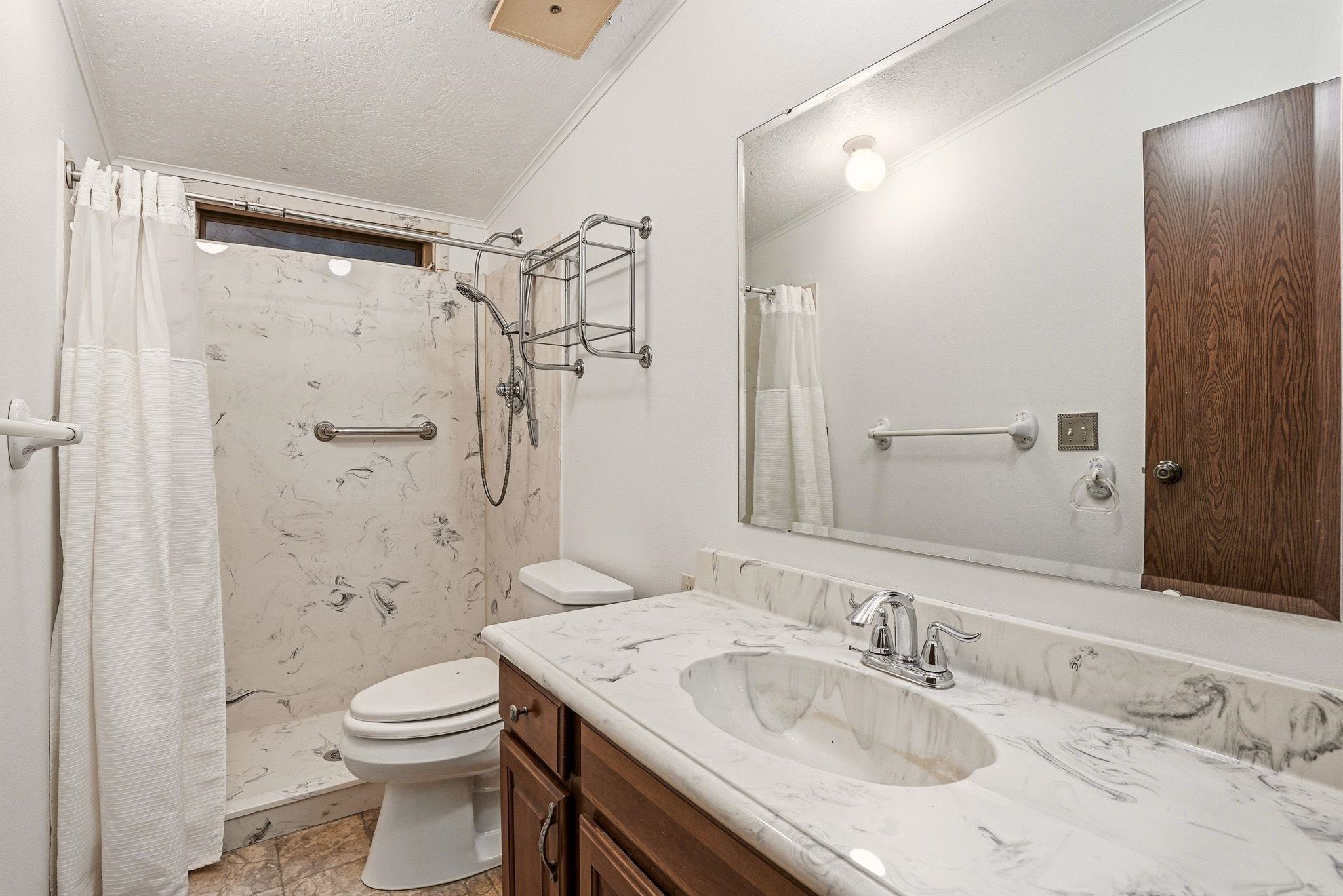 208 S Neyland Dr - Photo 18