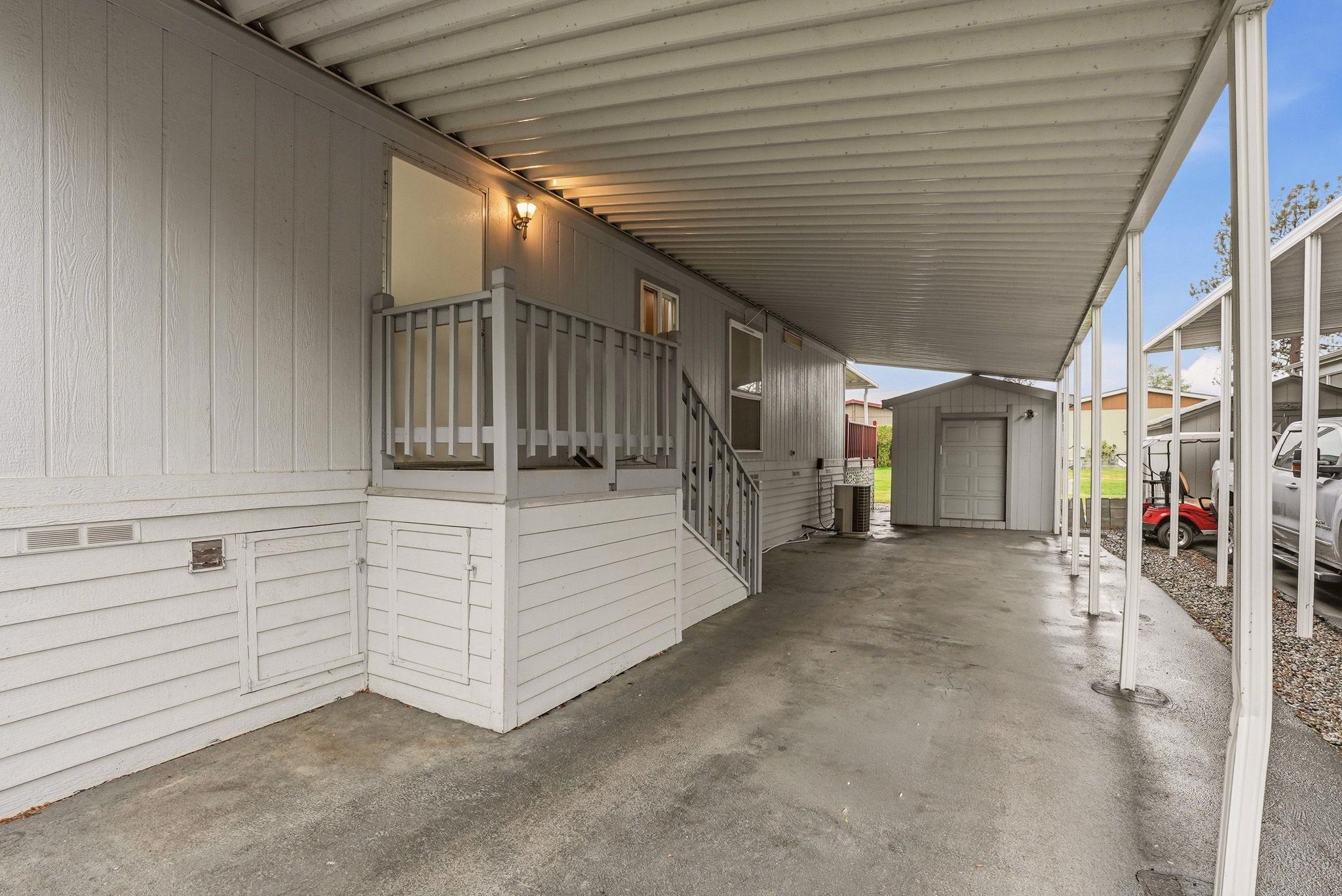 208 S Neyland Dr - Photo 33