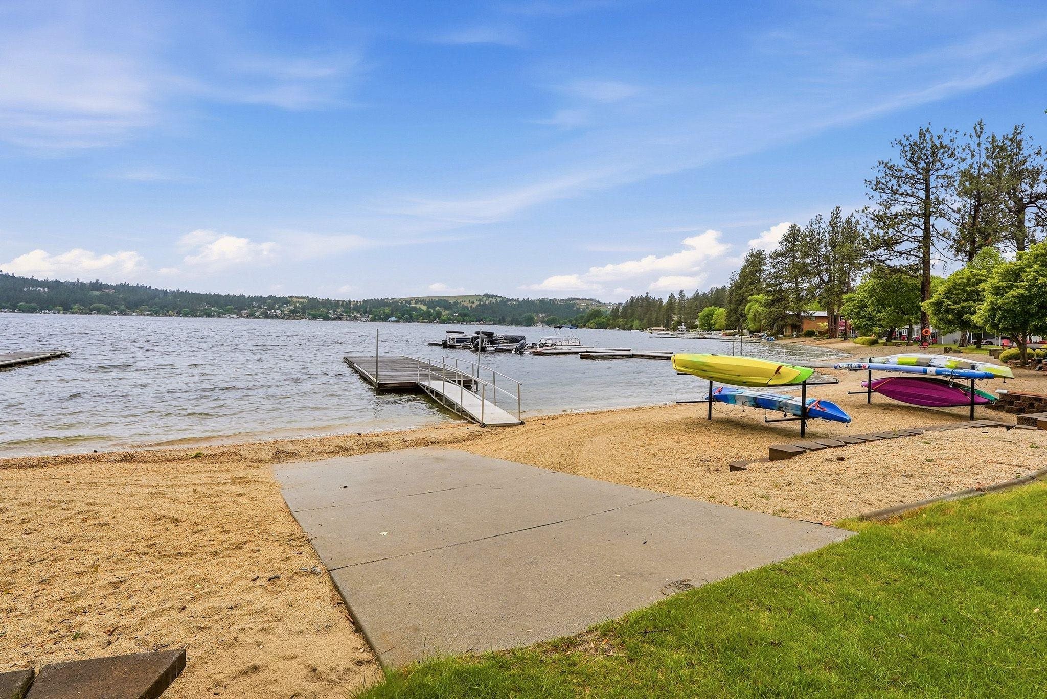 208 S Neyland Dr - Photo 47