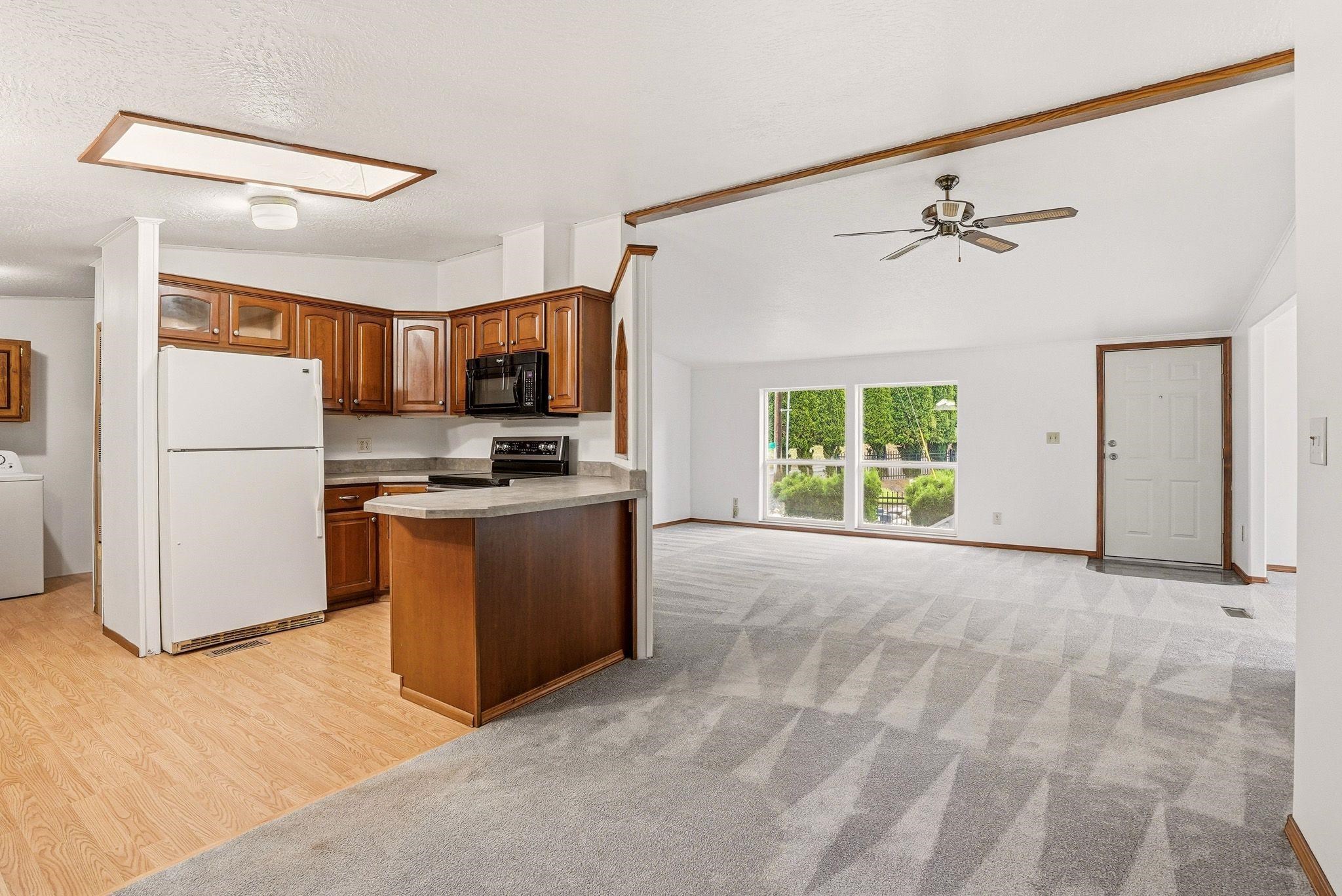 208 S Neyland Dr - Photo 6