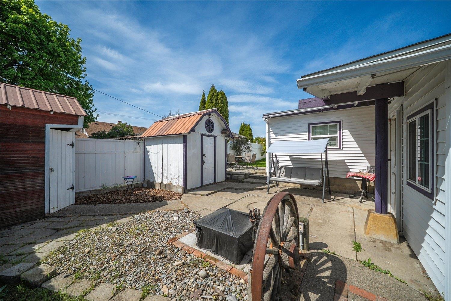 314 E Heroy Ave - Photo 27