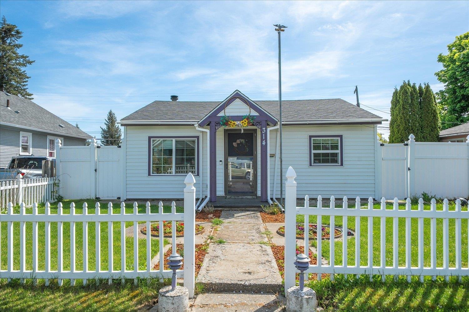 314 E Heroy Ave - Photo 4