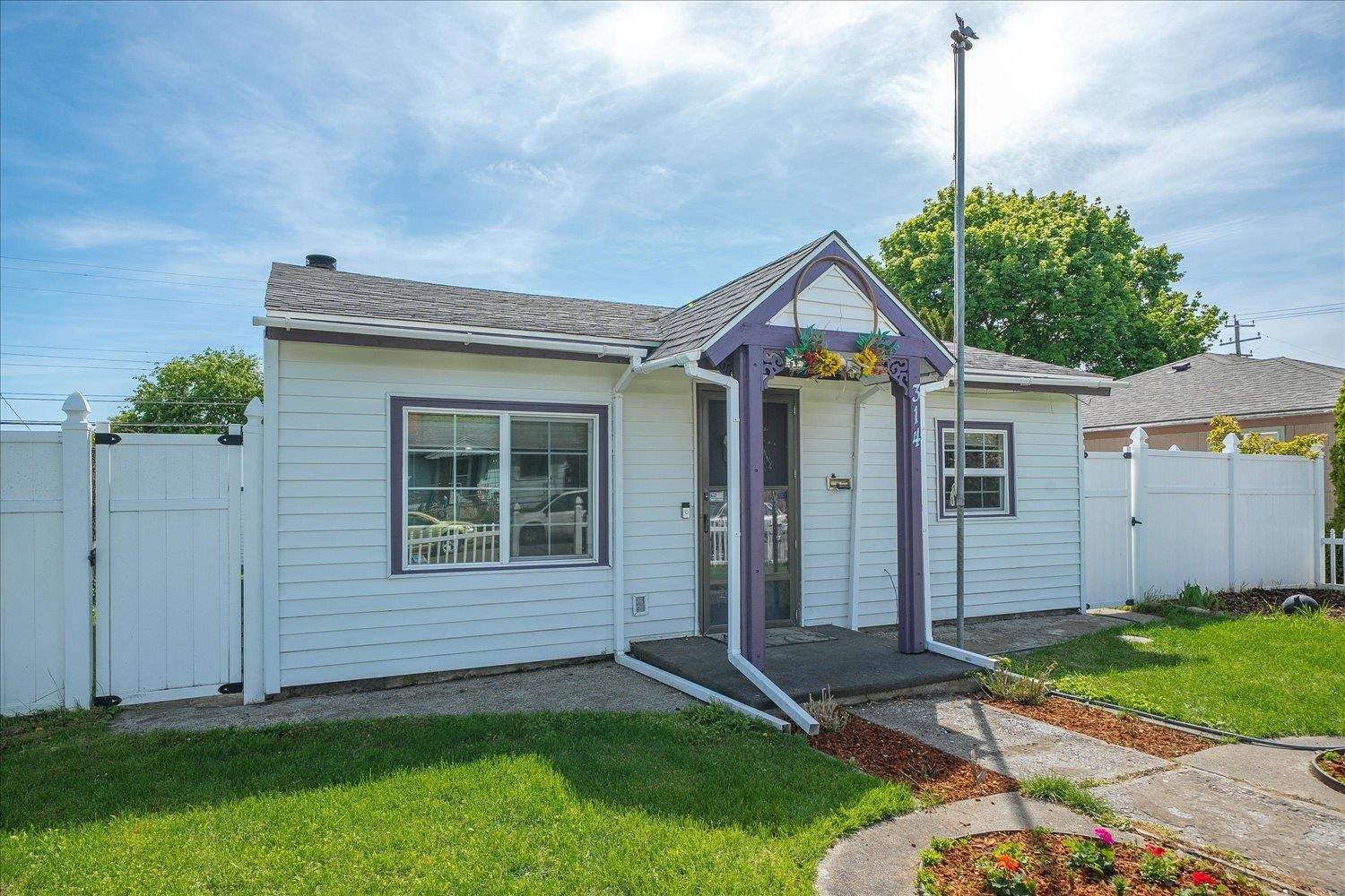 314 E Heroy Ave - Photo 6
