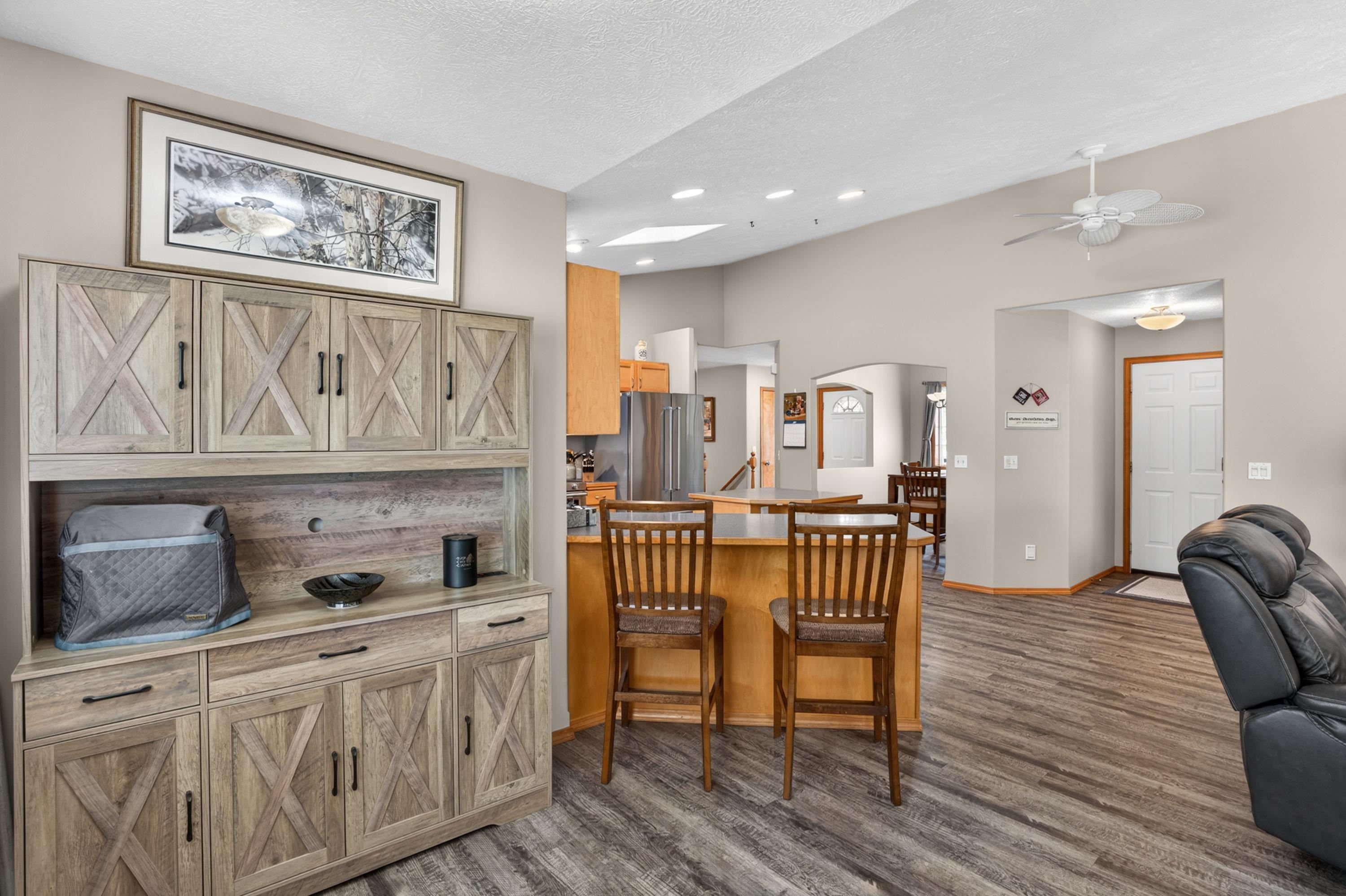 13707 E 12TH Ave - Photo 7