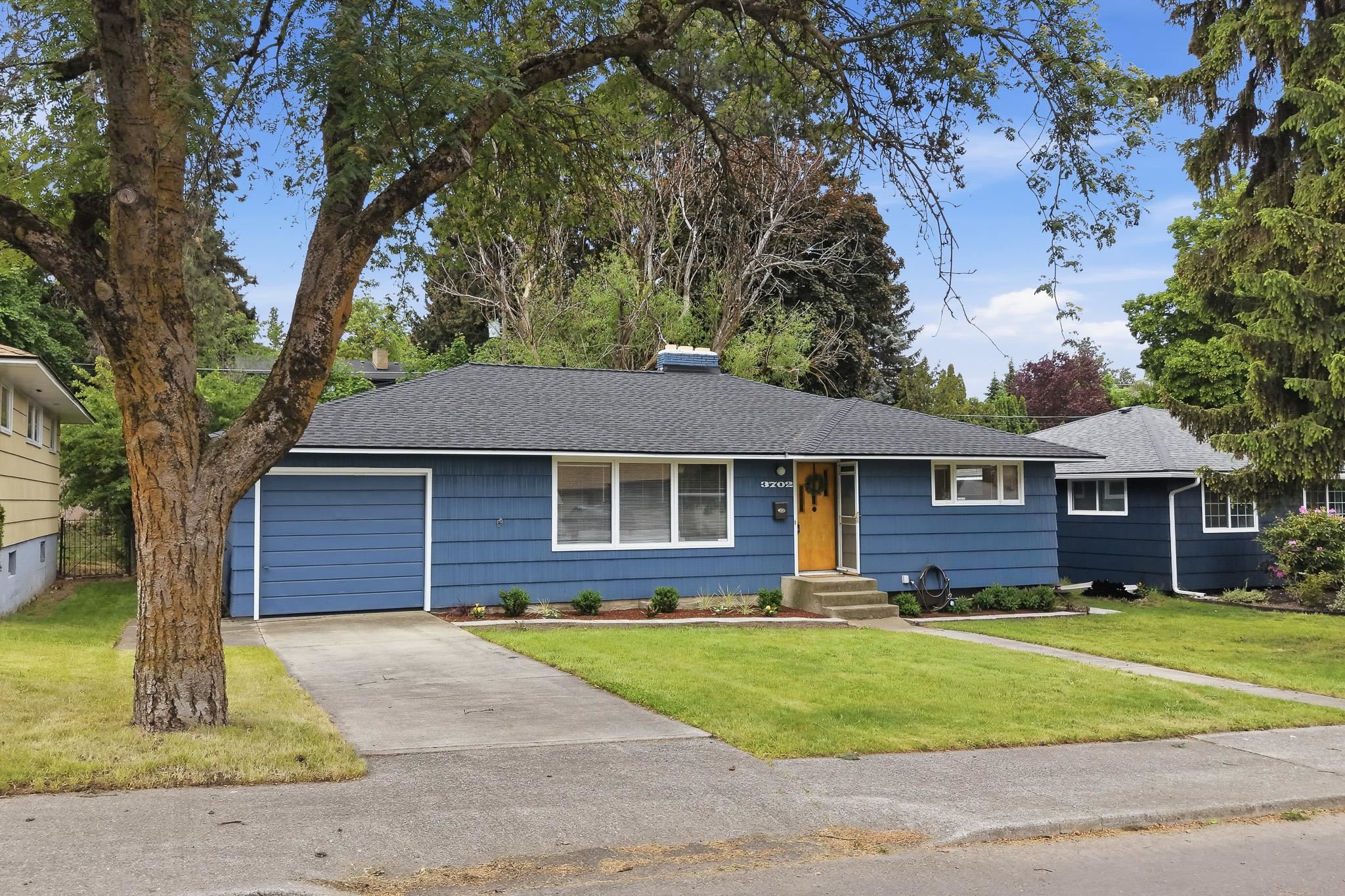 3702 E Congress Ave - Photo 2