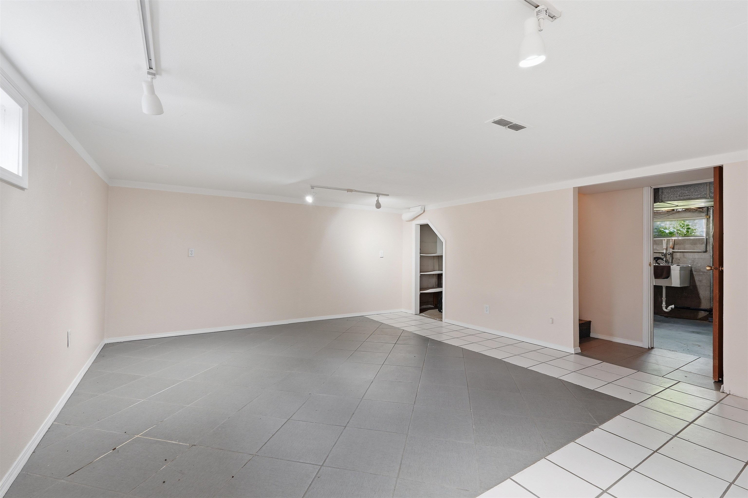 3702 E Congress Ave - Photo 26