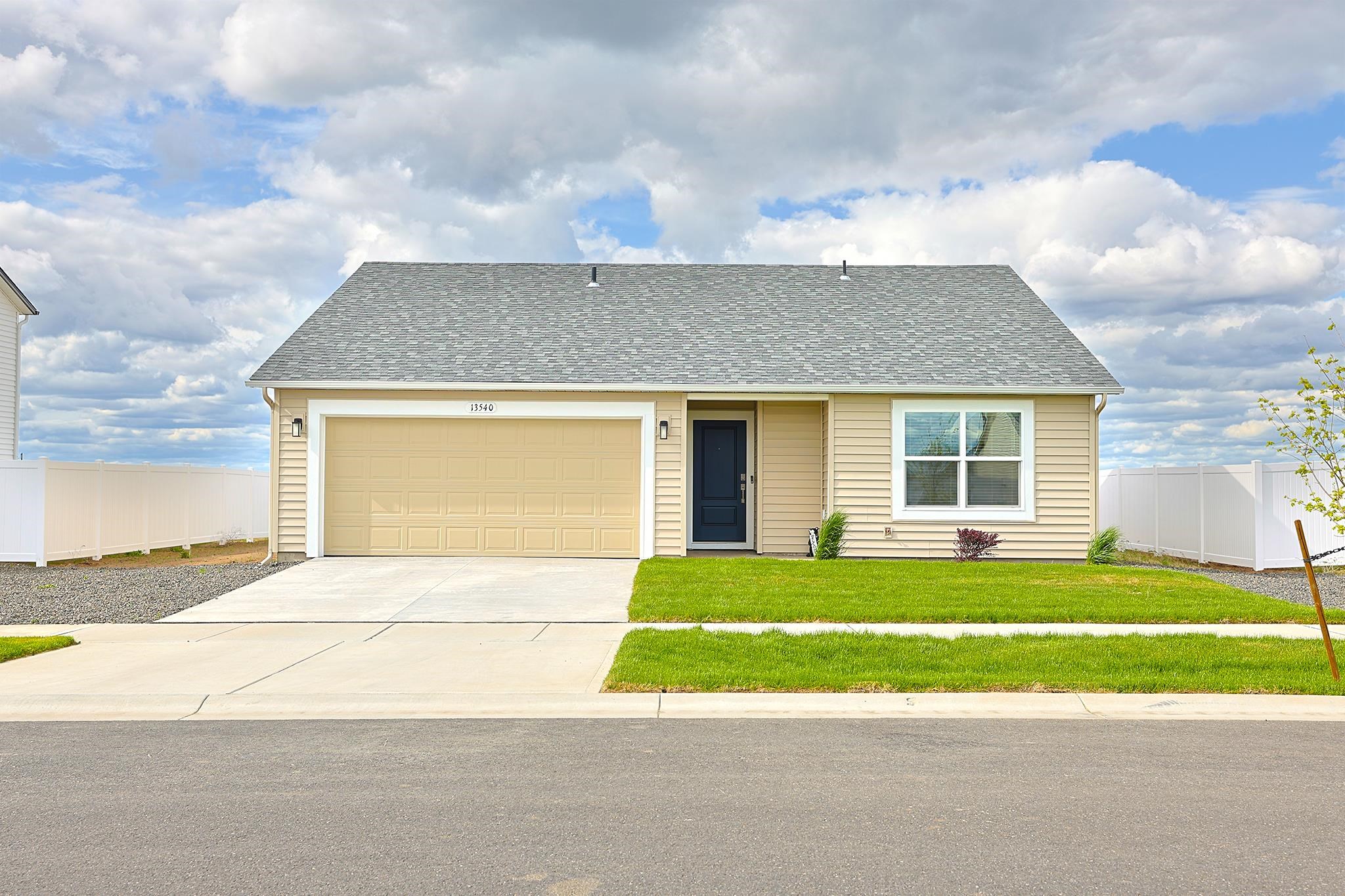 13540 W Crosswinds Ave - Photo 1