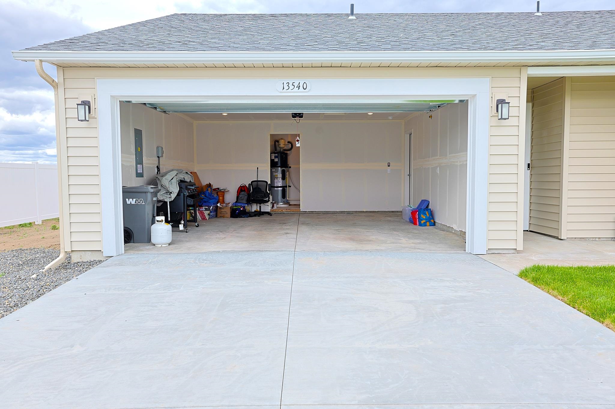 13540 W Crosswinds Ave - Photo 38