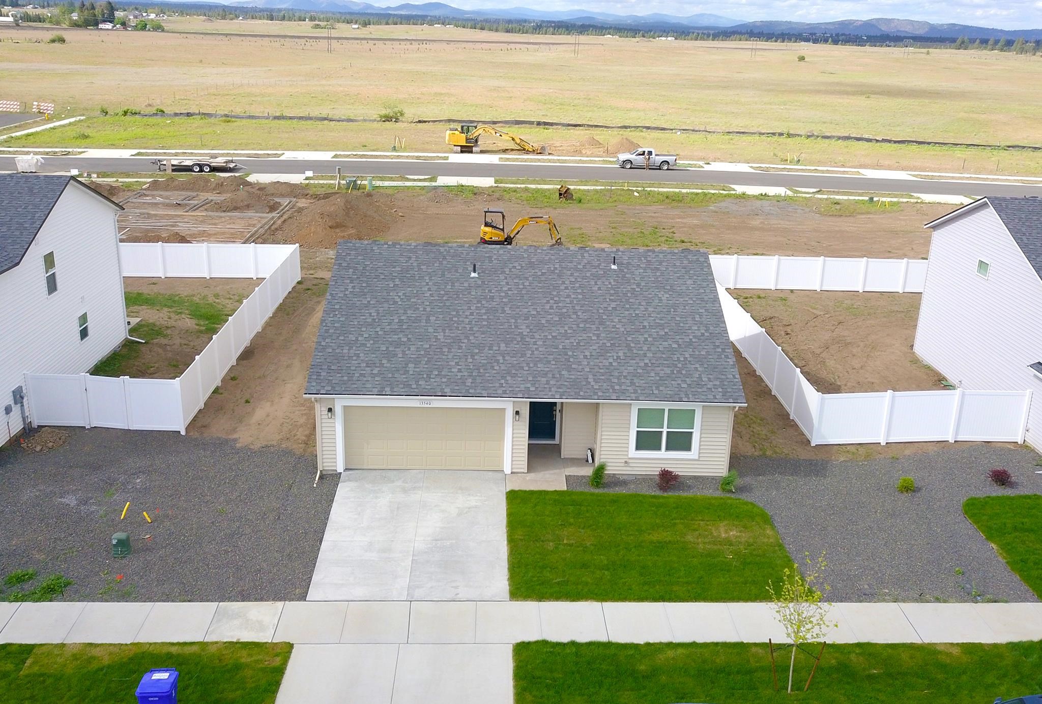 13540 W Crosswinds Ave - Photo 39