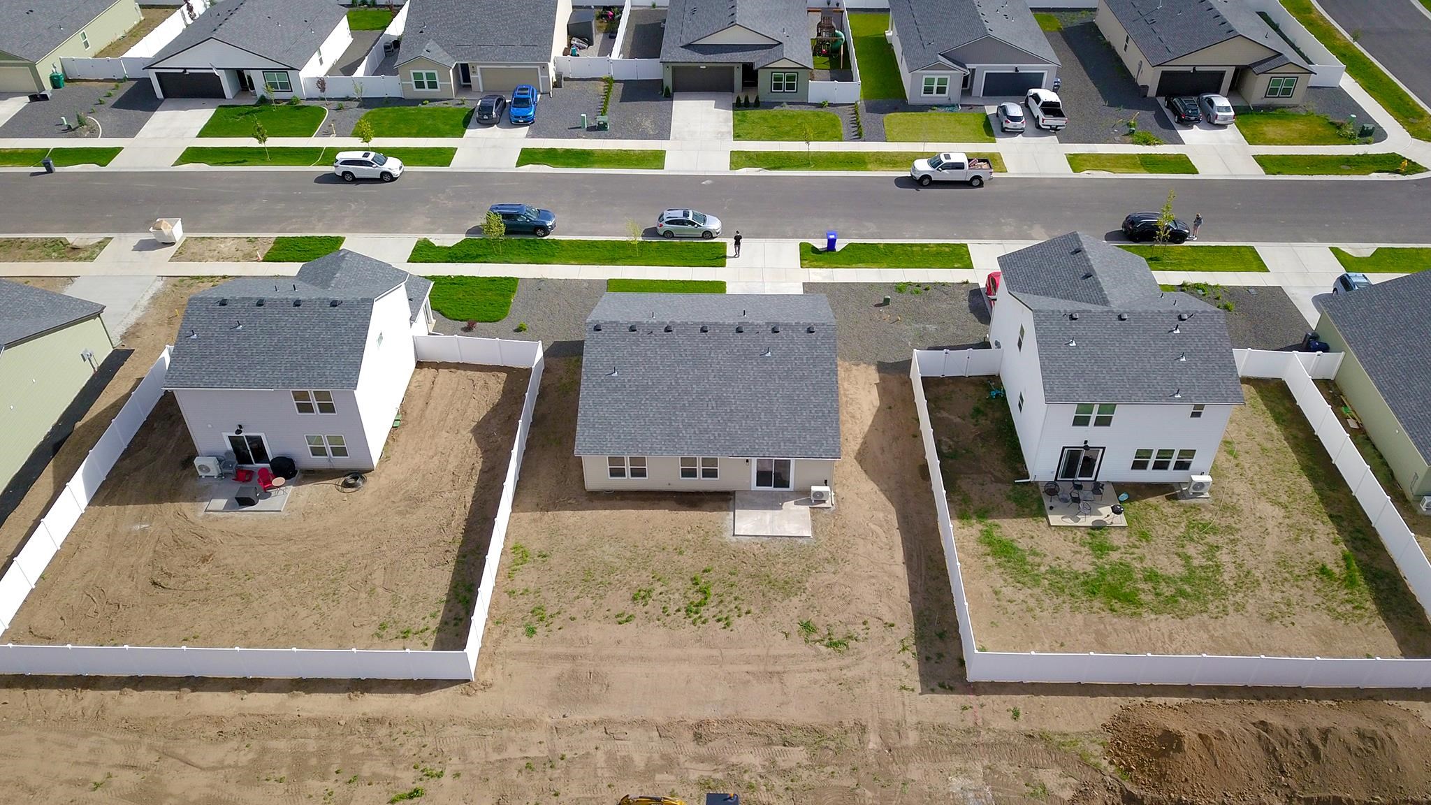 13540 W Crosswinds Ave - Photo 43