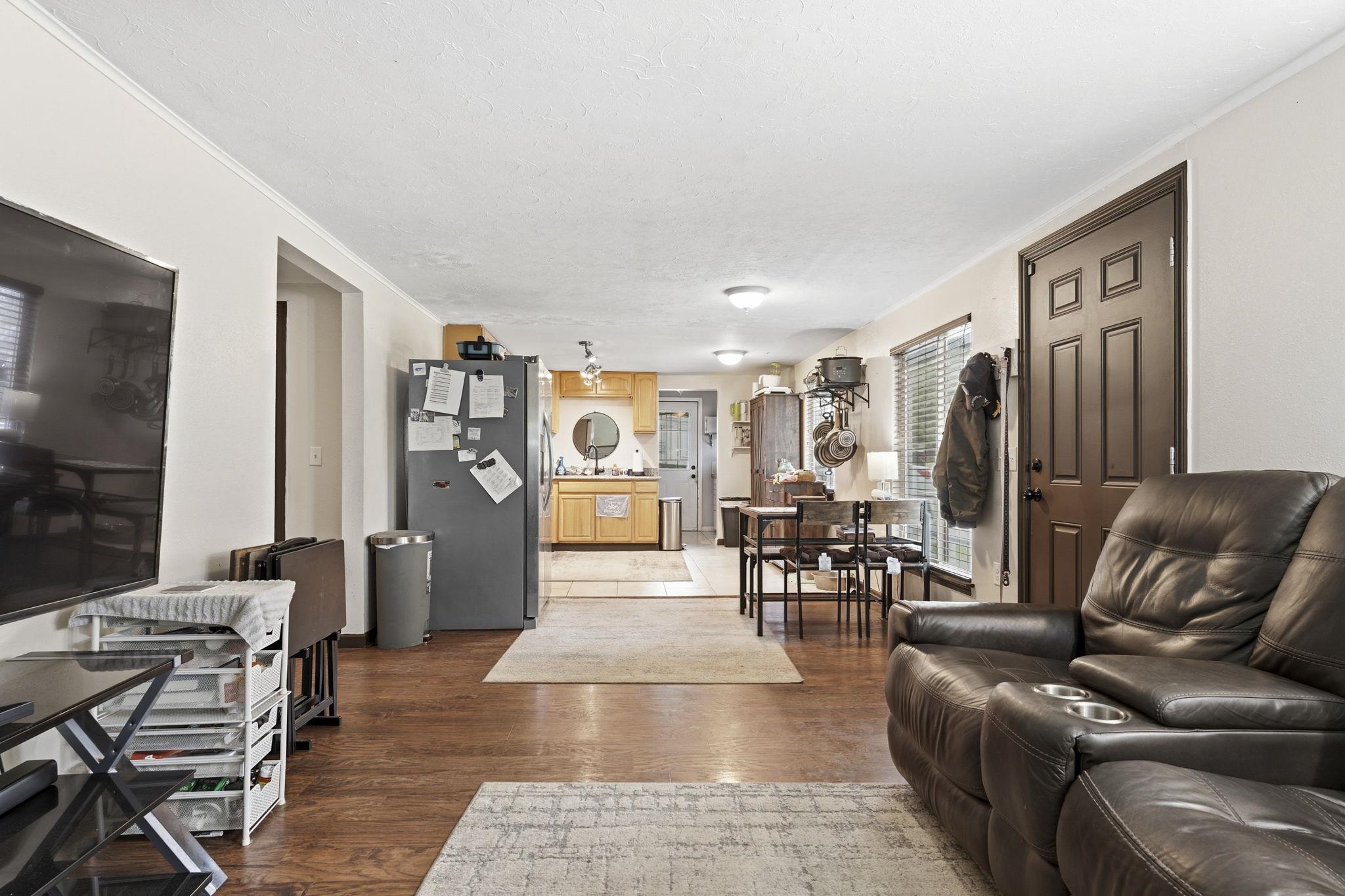 10907 E 17TH St - Photo 12