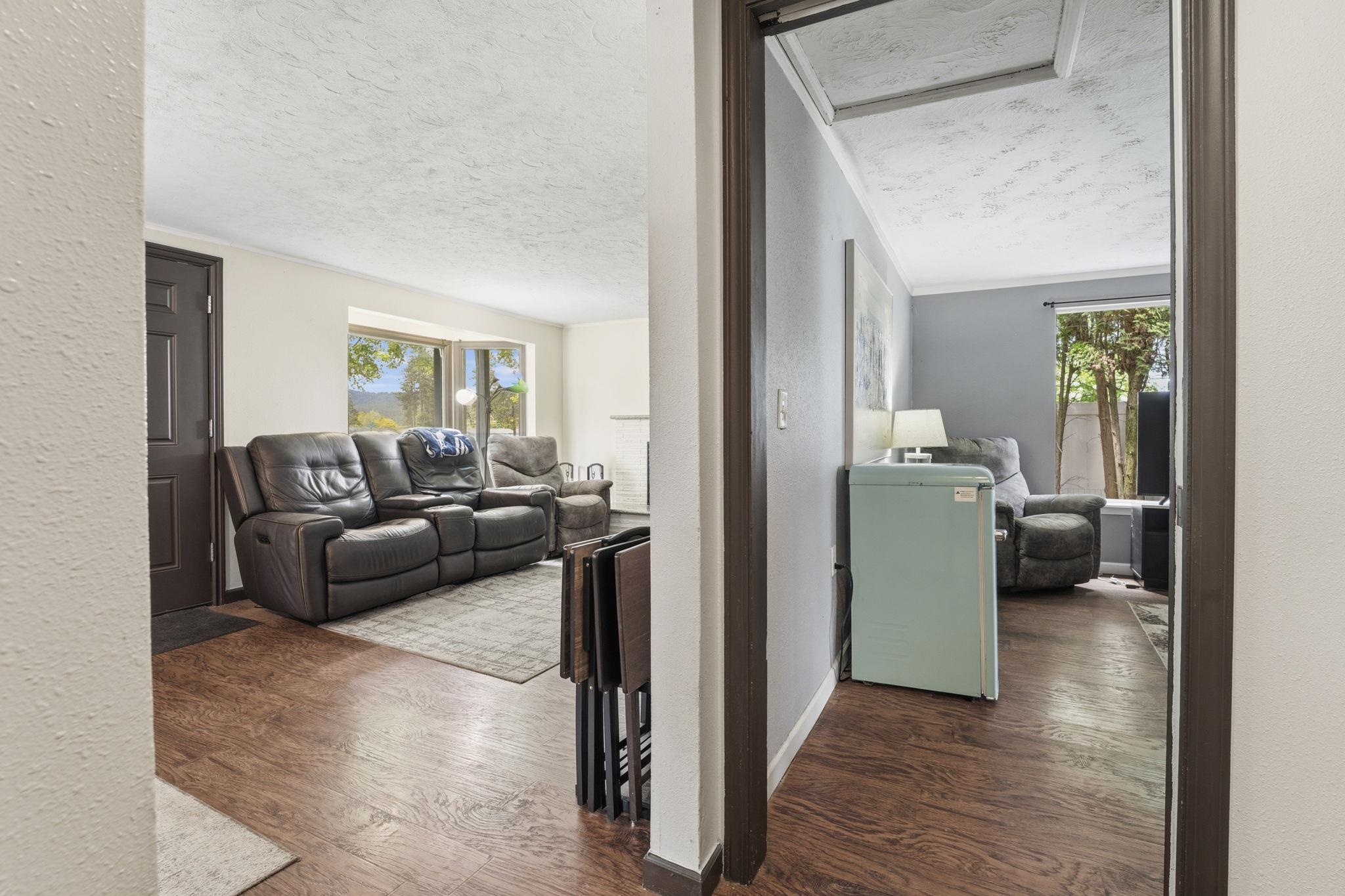 10907 E 17TH St - Photo 24